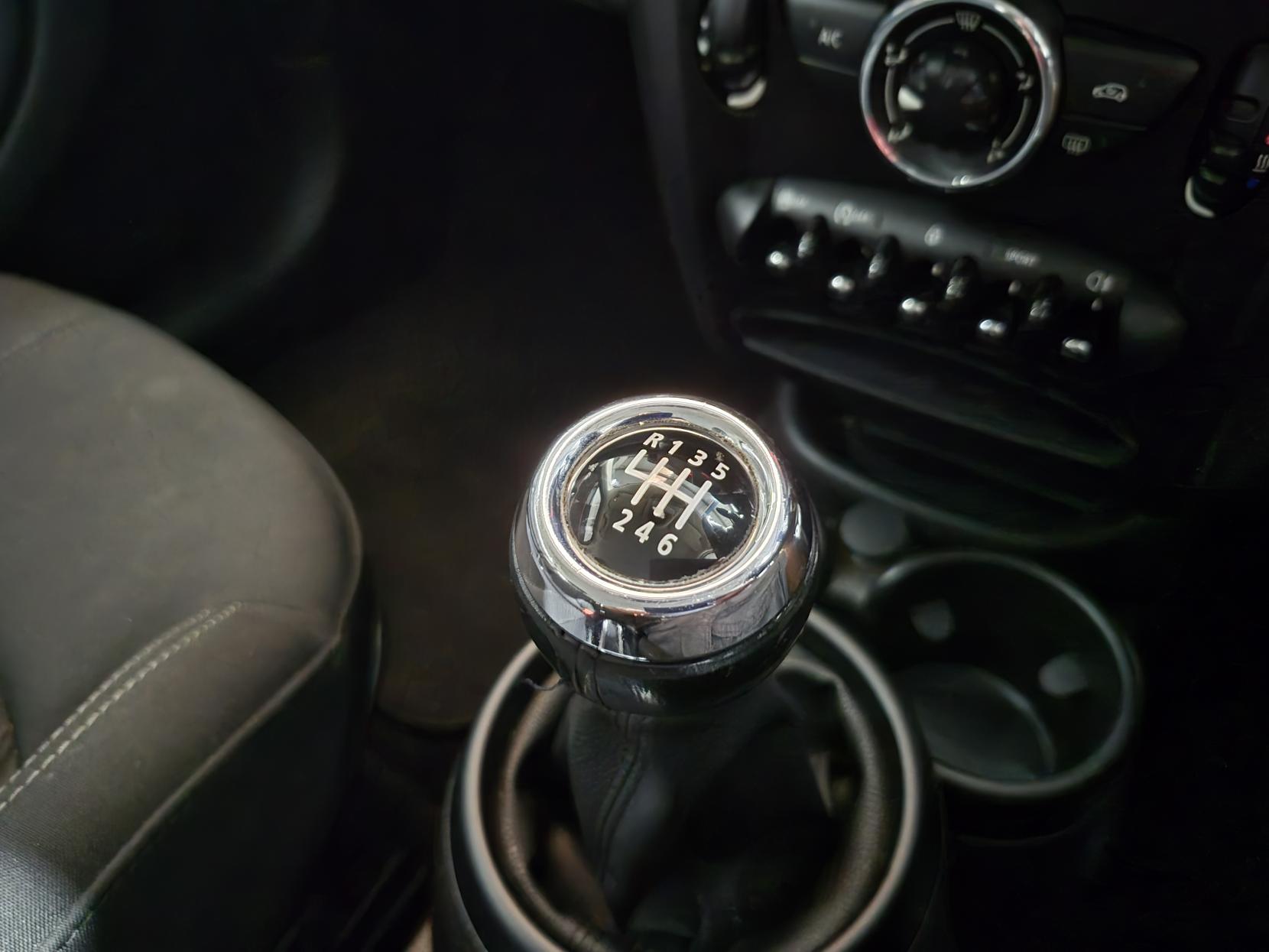 MINI Countryman 2.0 Cooper SD SUV 5dr Diesel Manual Euro 5 (s/s) (143 ps)