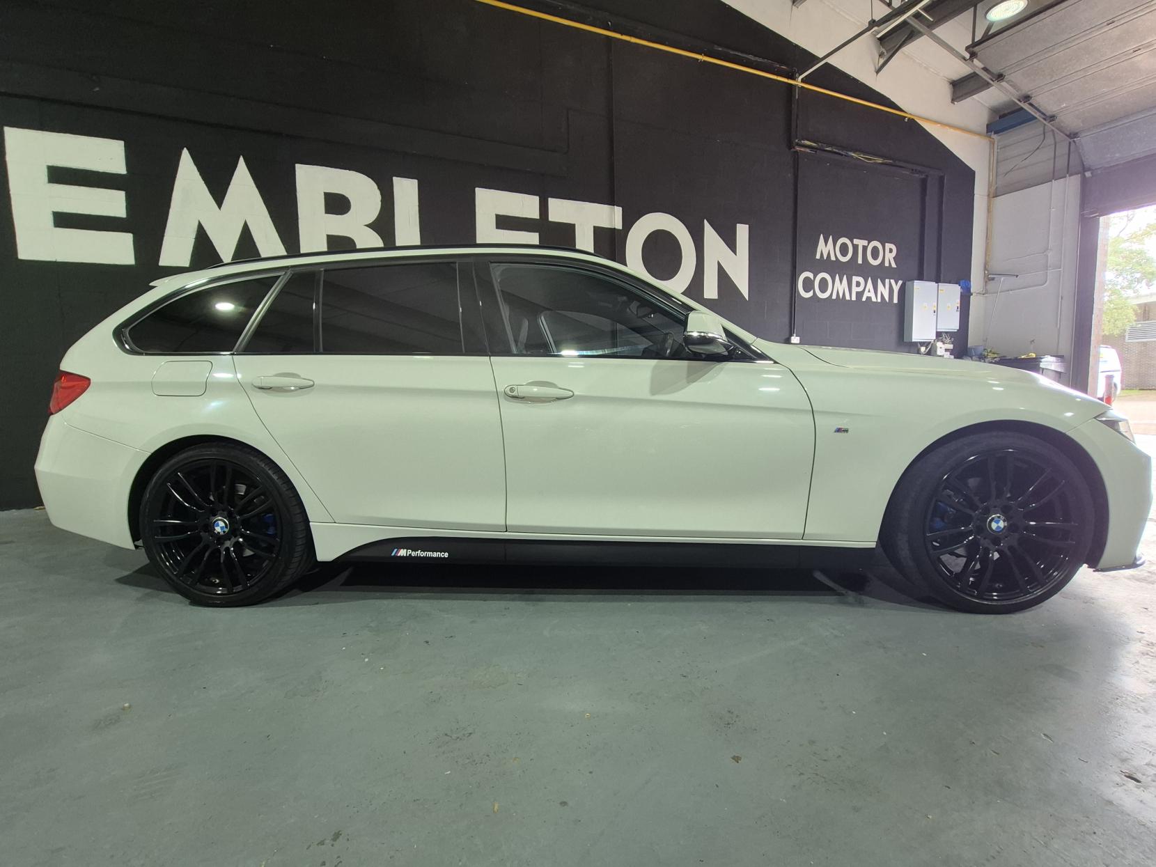 BMW 3 Series 2.0 318d BluePerformance M Sport Touring 5dr Diesel Manual Euro 6 (s/s) (143 ps)