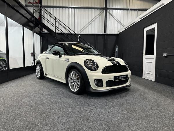 MINI Coupe 1.6 Cooper S Coupe 2dr Petrol Manual Euro 5 (s/s) (184 ps)