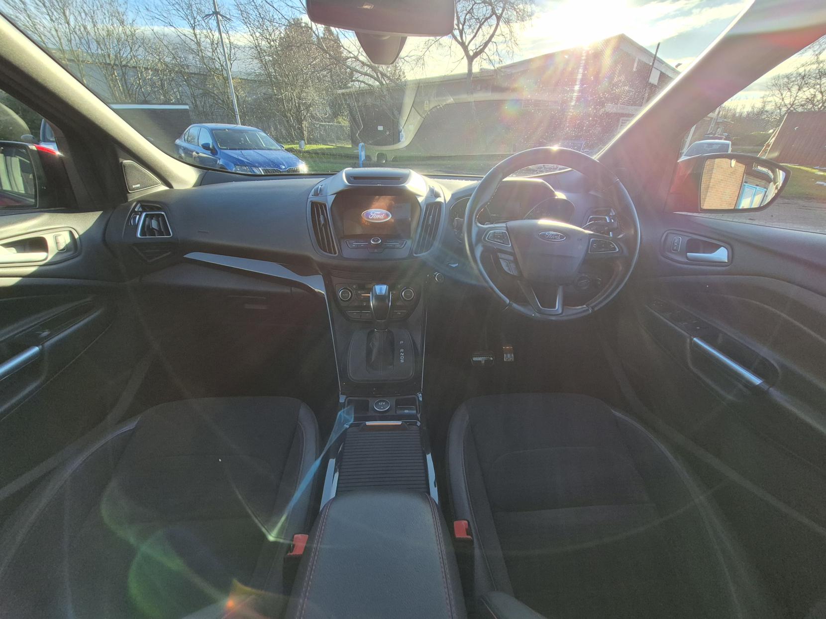 Ford Kuga 2.0 TDCi ST-Line X SUV 5dr Diesel Powershift AWD Euro 6 (s/s) (180 ps)