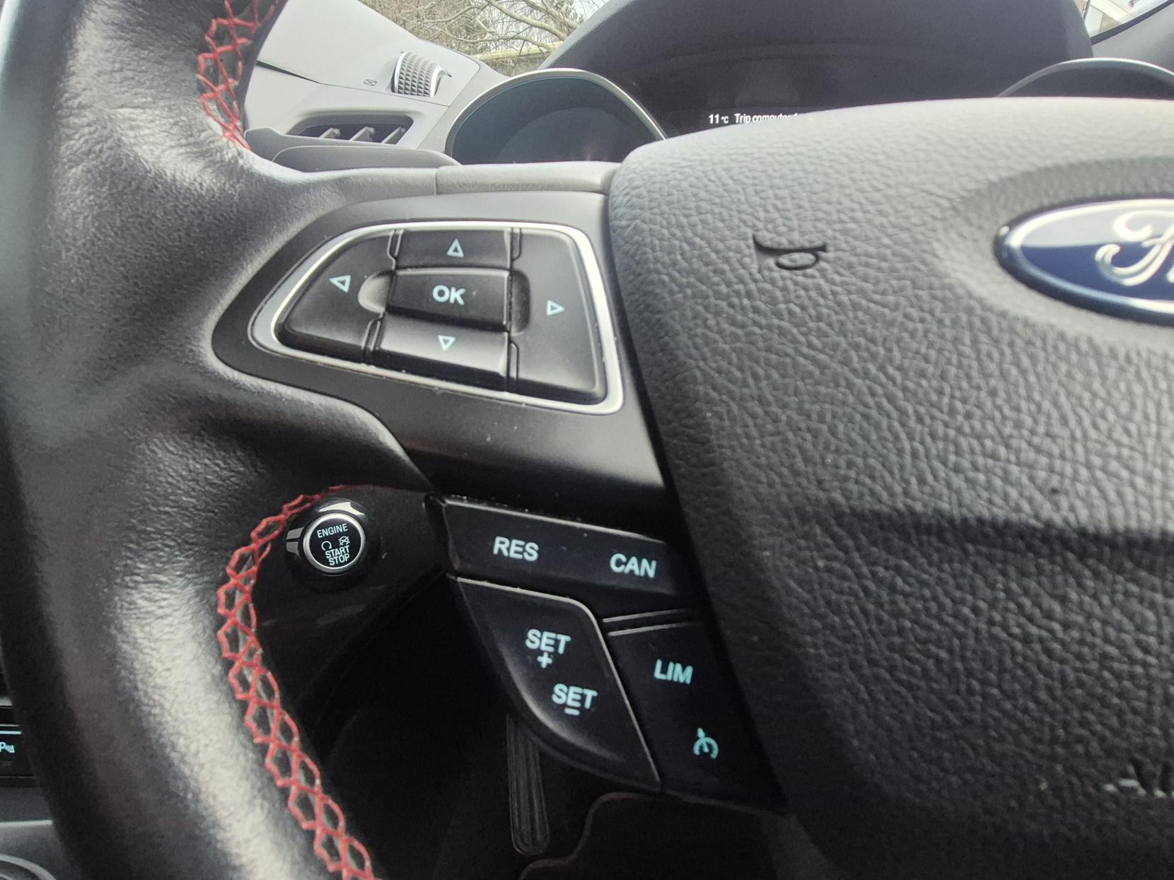 Ford Kuga 2.0 TDCi ST-Line X SUV 5dr Diesel Powershift AWD Euro 6 (s/s) (180 ps)