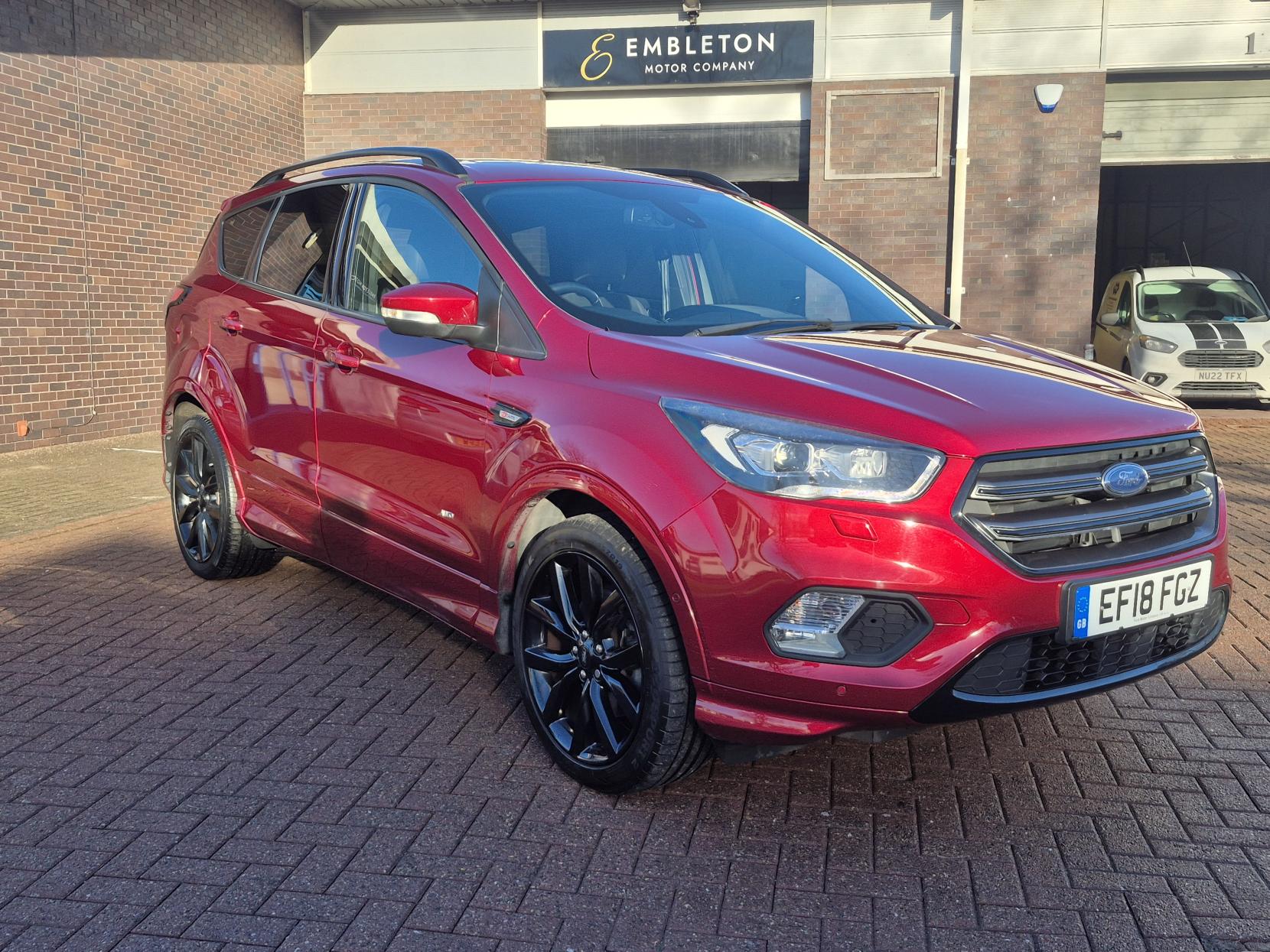 Ford Kuga 2.0 TDCi ST-Line X SUV 5dr Diesel Powershift AWD Euro 6 (s/s) (180 ps)