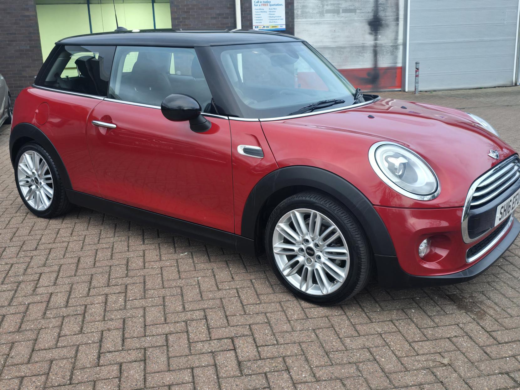 MINI Hatch 1.5 Cooper Hatchback 3dr Petrol Auto Euro 6 (s/s) (136 ps)