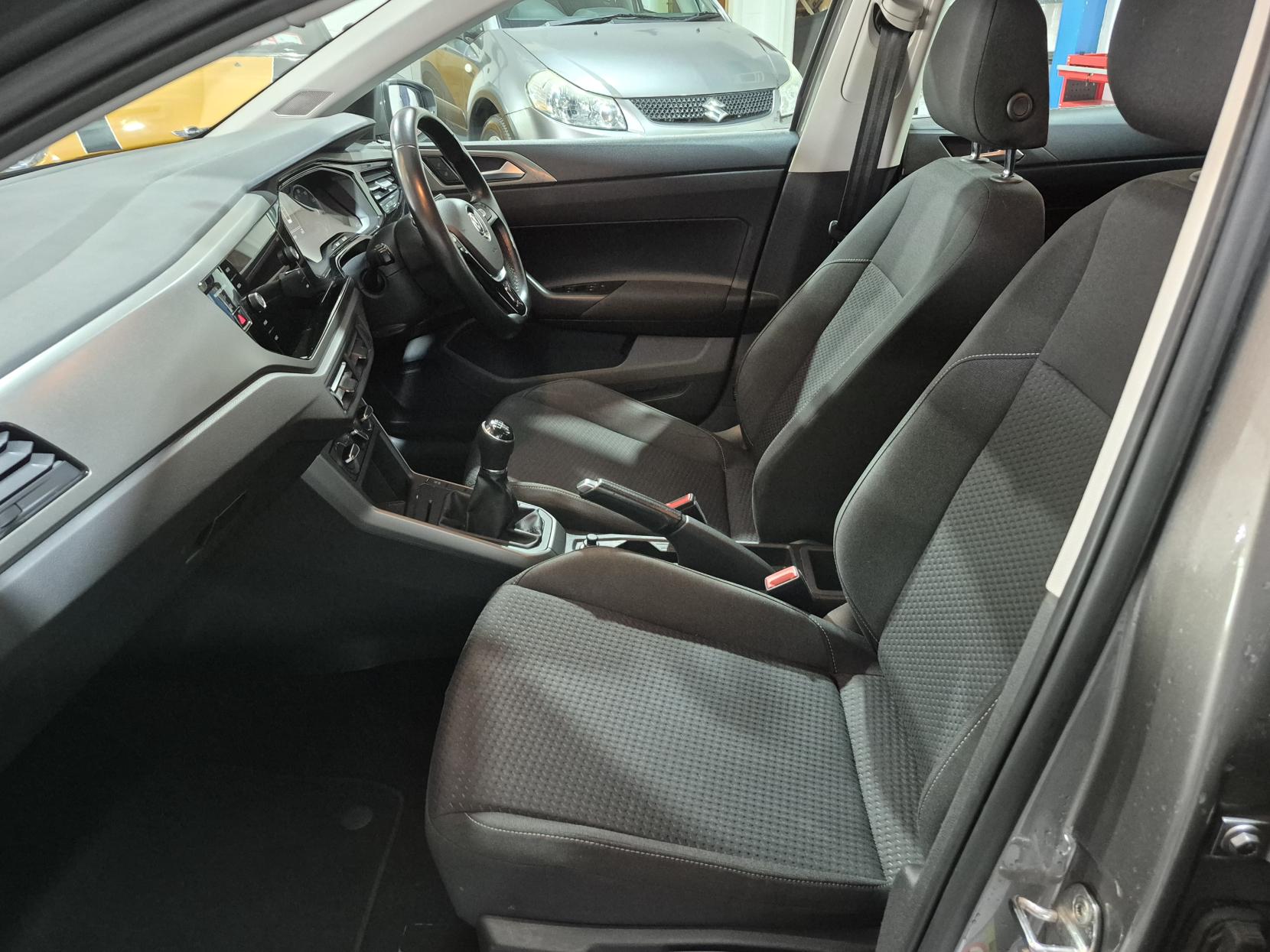 Volkswagen Polo 1.0 TSI GPF SE Hatchback 5dr Petrol Manual Euro 6 (s/s) (95 ps)
