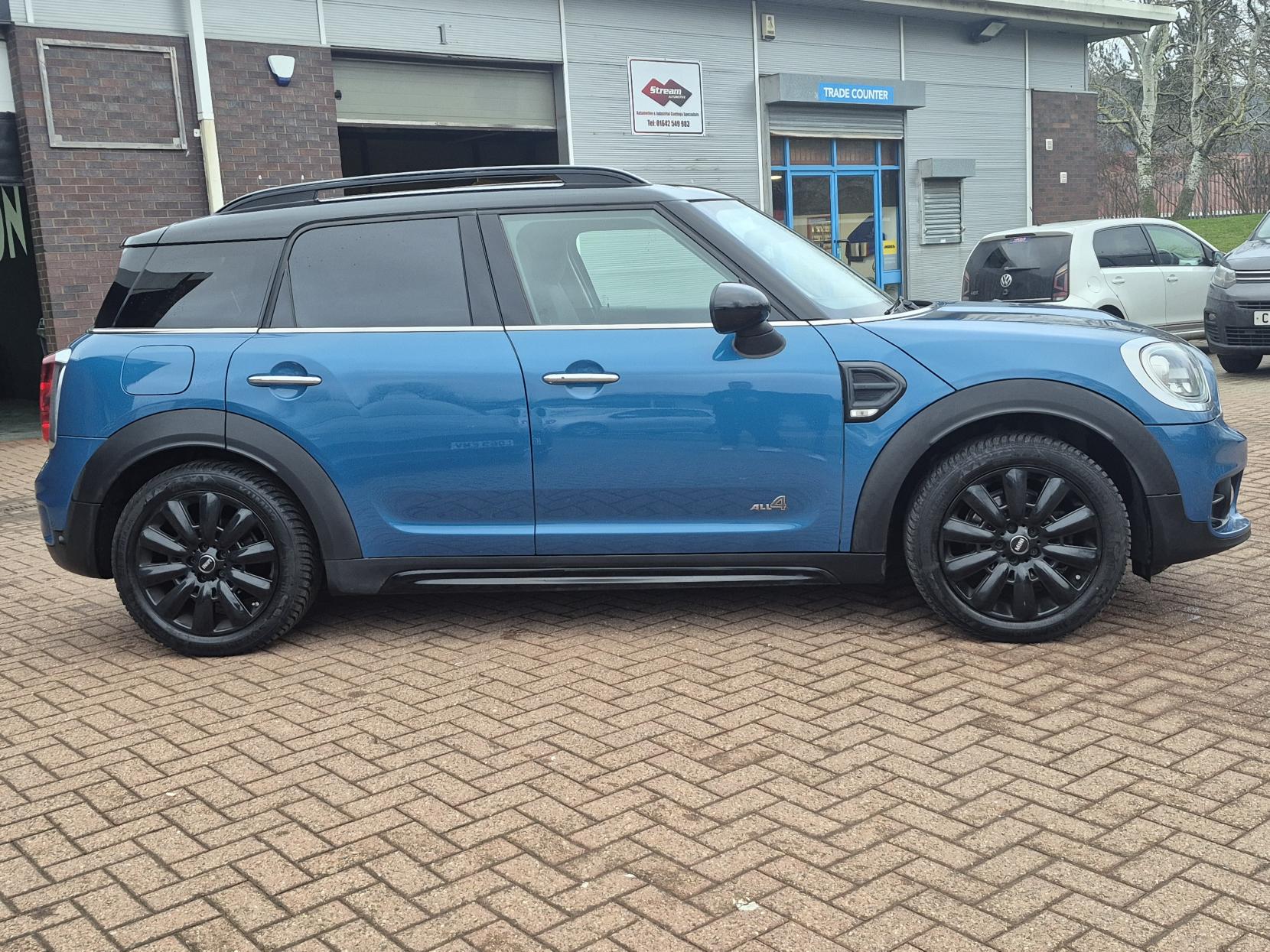 MINI Countryman 2.0 Cooper D SUV 5dr Diesel Auto ALL4 Euro 6 (s/s) (150 ps)