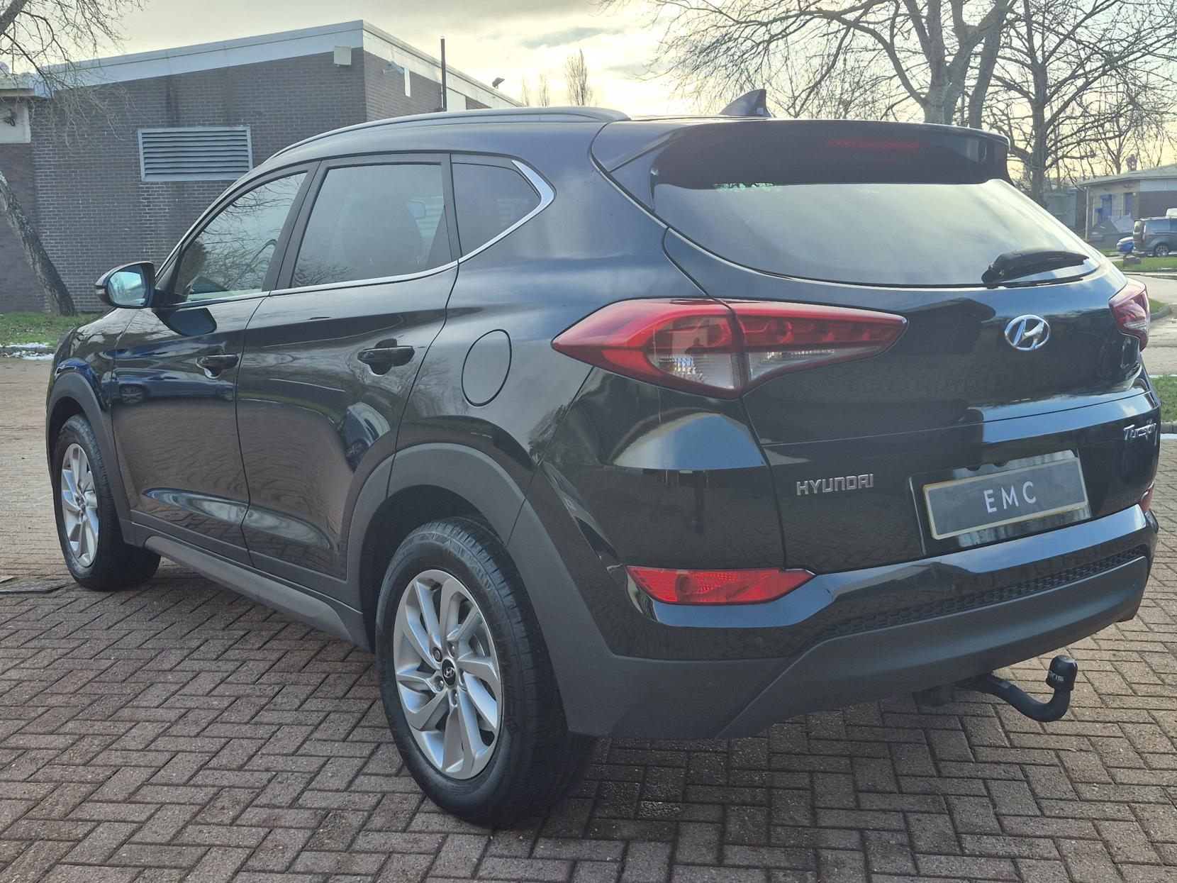 Hyundai TUCSON 1.7 CRDi Blue Drive Premium SUV 5dr Diesel Manual Euro 6 (s/s) (116 ps)