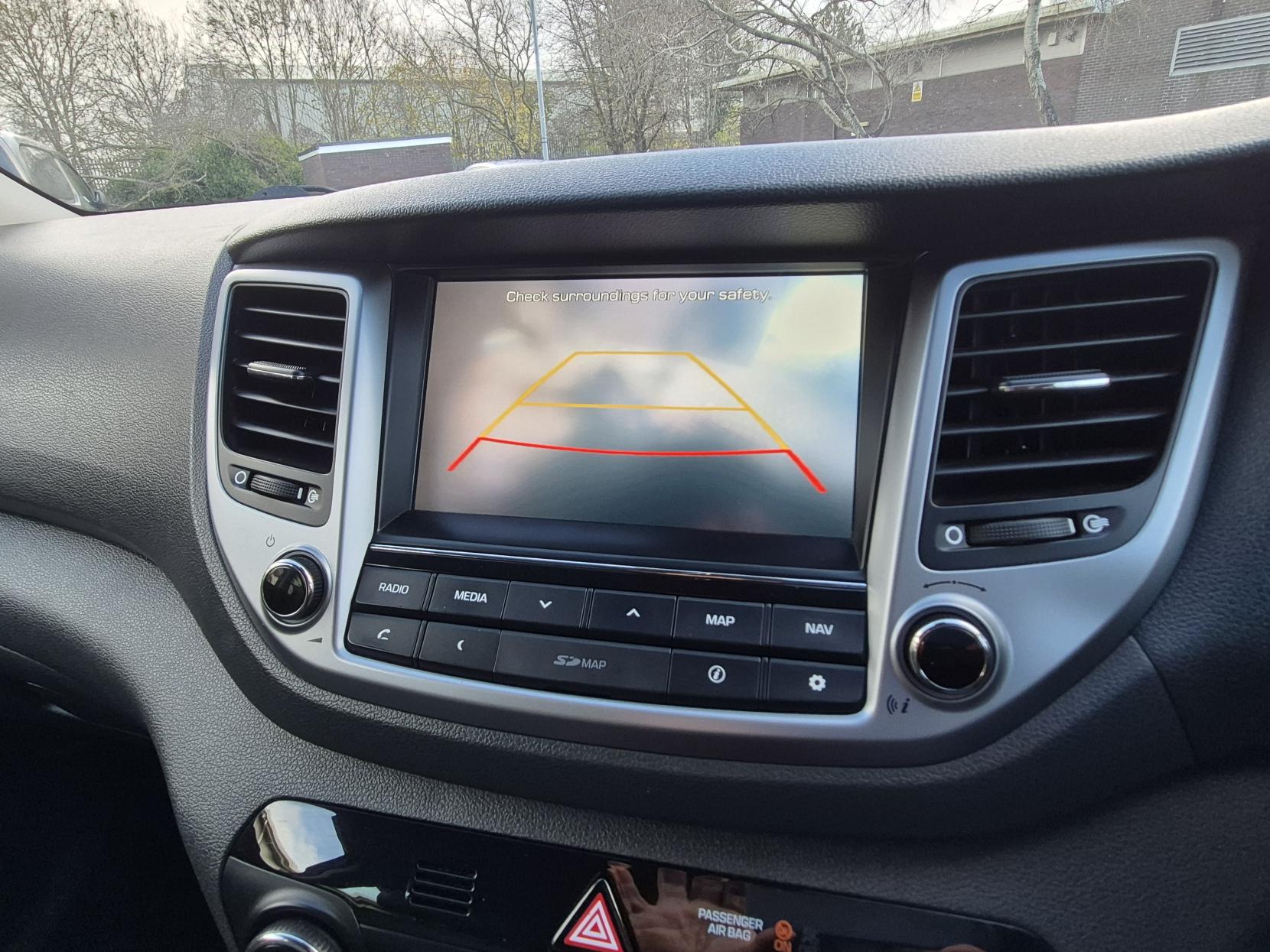 Hyundai TUCSON 1.7 CRDi Blue Drive Premium SUV 5dr Diesel Manual Euro 6 (s/s) (116 ps)