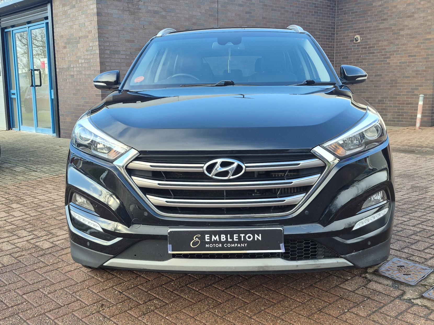 Hyundai TUCSON 1.7 CRDi Blue Drive Premium SUV 5dr Diesel Manual Euro 6 (s/s) (116 ps)