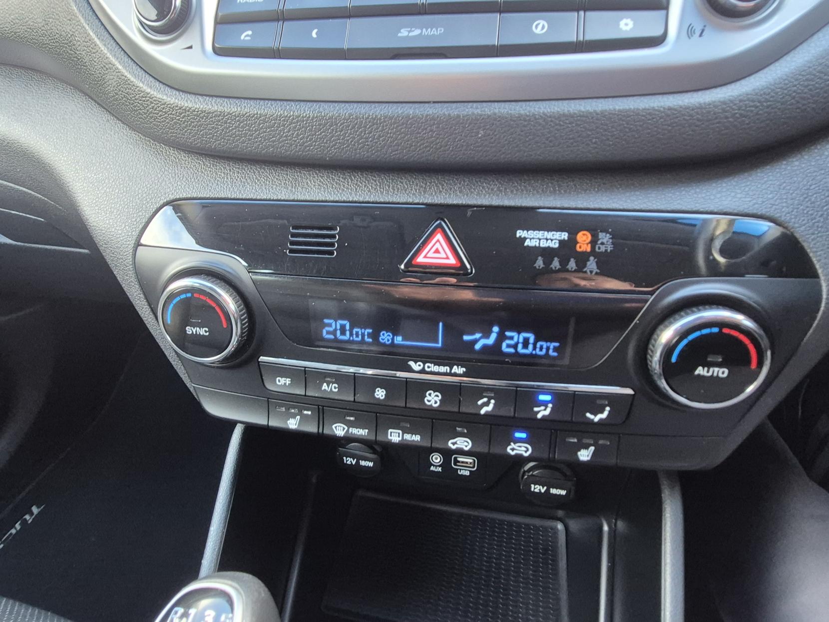 Hyundai TUCSON 1.7 CRDi Blue Drive Premium SUV 5dr Diesel Manual Euro 6 (s/s) (116 ps)