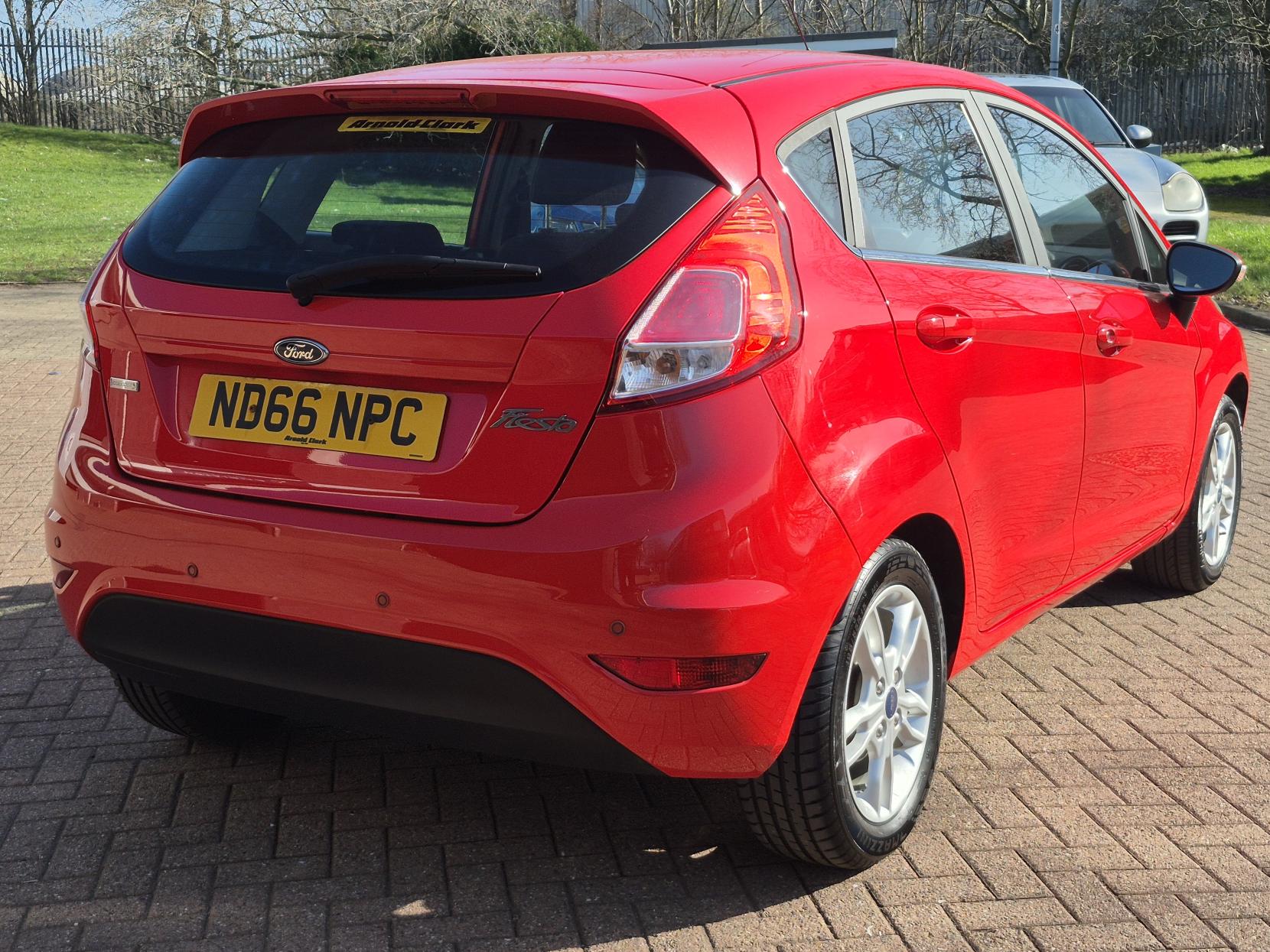 Ford Fiesta 1.0T EcoBoost Zetec Hatchback 5dr Petrol Manual Euro 6 (s/s) (100 ps)