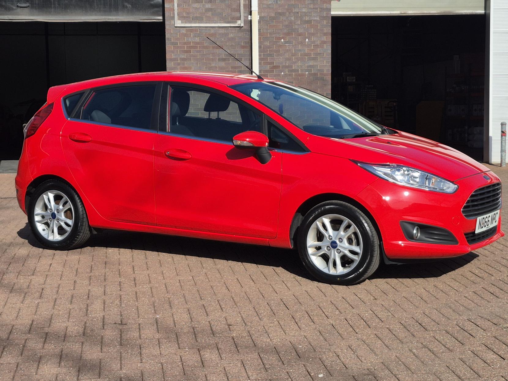 Ford Fiesta 1.0T EcoBoost Zetec Hatchback 5dr Petrol Manual Euro 6 (s/s) (100 ps)