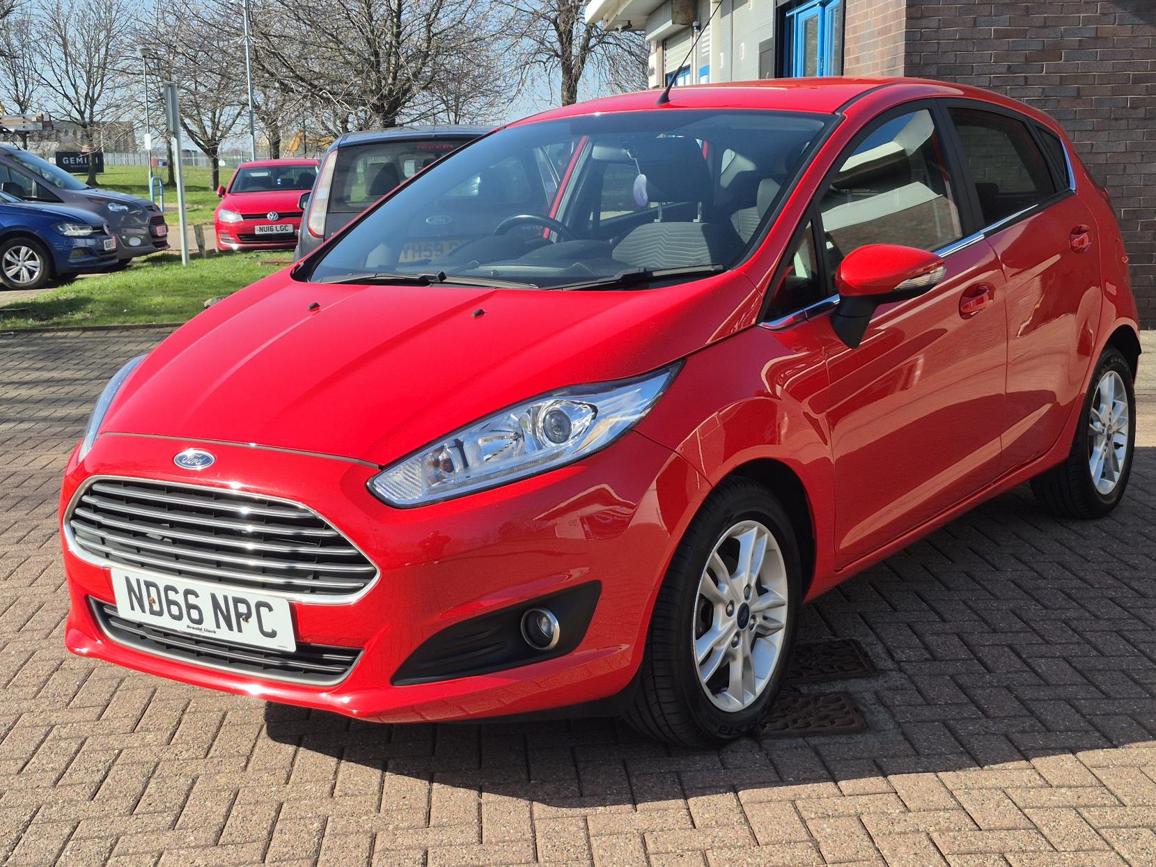Ford Fiesta 1.0T EcoBoost Zetec Hatchback 5dr Petrol Manual Euro 6 (s/s) (100 ps)
