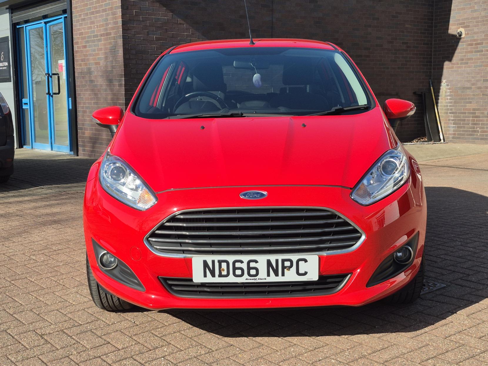 Ford Fiesta 1.0T EcoBoost Zetec Hatchback 5dr Petrol Manual Euro 6 (s/s) (100 ps)