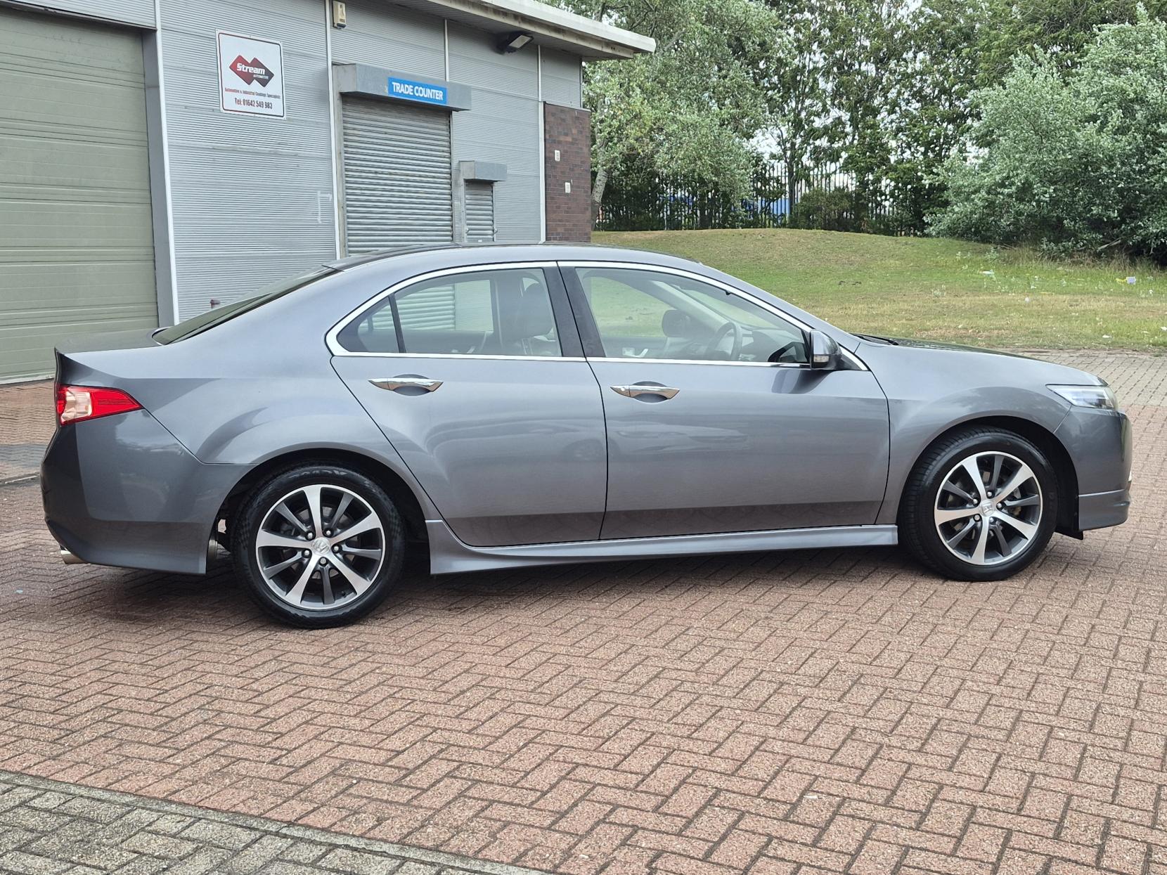 Honda Accord 2.0 i-VTEC ES GT Saloon 4dr Petrol Manual Euro 5 (156 ps)