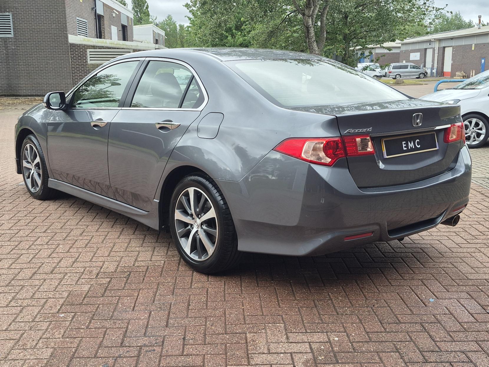 Honda Accord 2.0 i-VTEC ES GT Saloon 4dr Petrol Manual Euro 5 (156 ps)