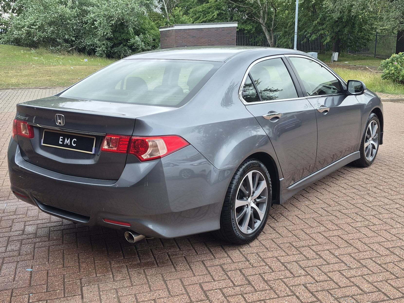 Honda Accord 2.0 i-VTEC ES GT Saloon 4dr Petrol Manual Euro 5 (156 ps)