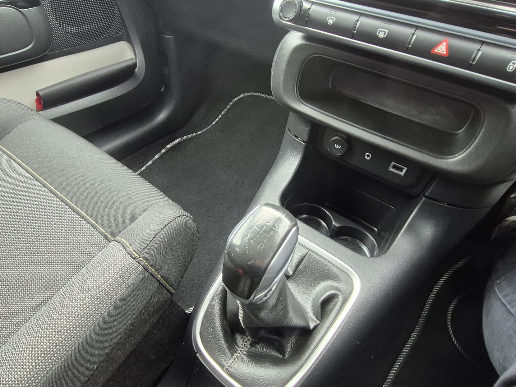 Citroen C3 1.2 PureTech Flair Hatchback 5dr Petrol Manual Euro 6 (82 ps)