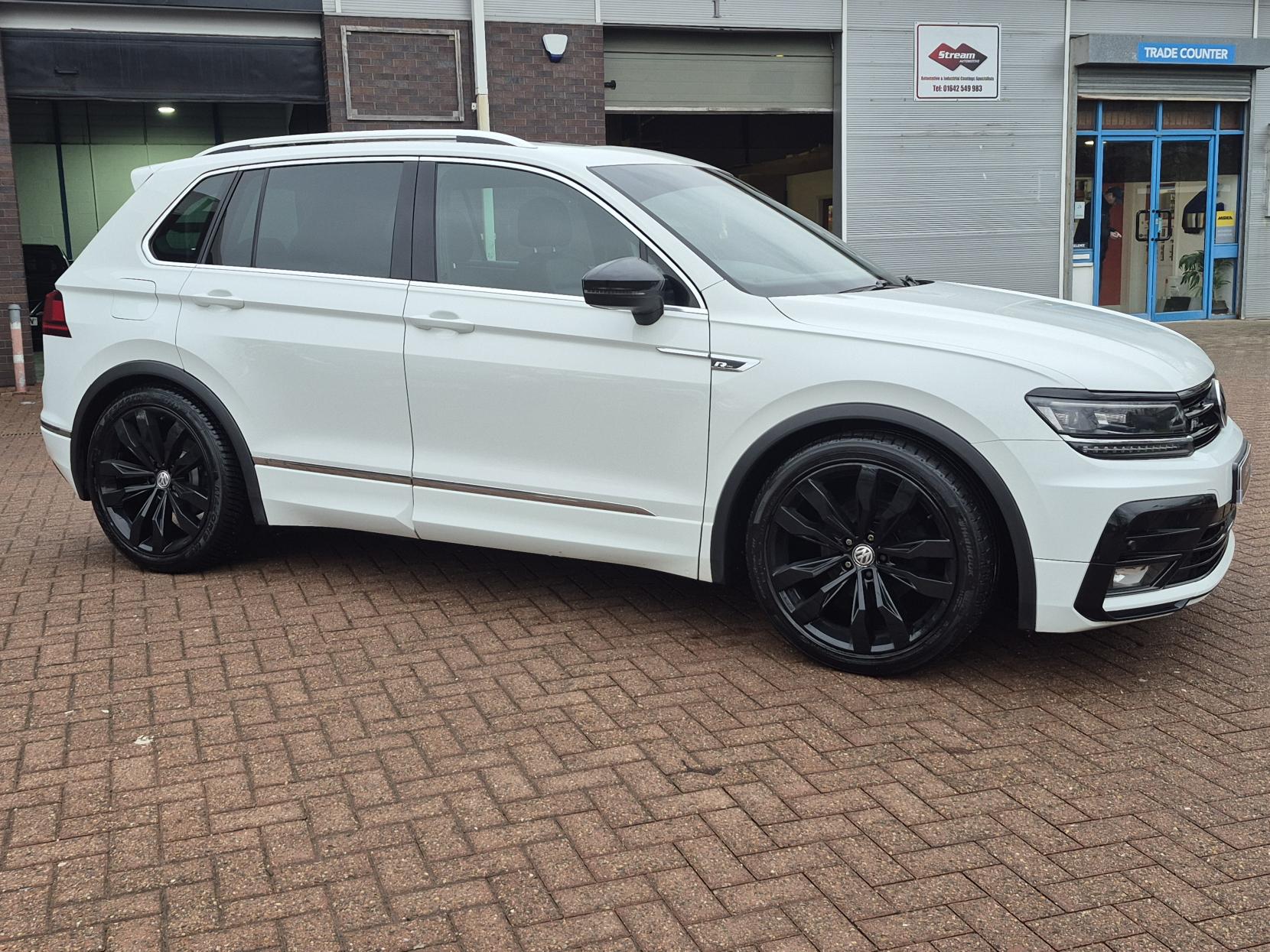 Volkswagen Tiguan 2.0 TDI R-Line SUV 5dr Diesel Manual Euro 6 (s/s) (150 ps)