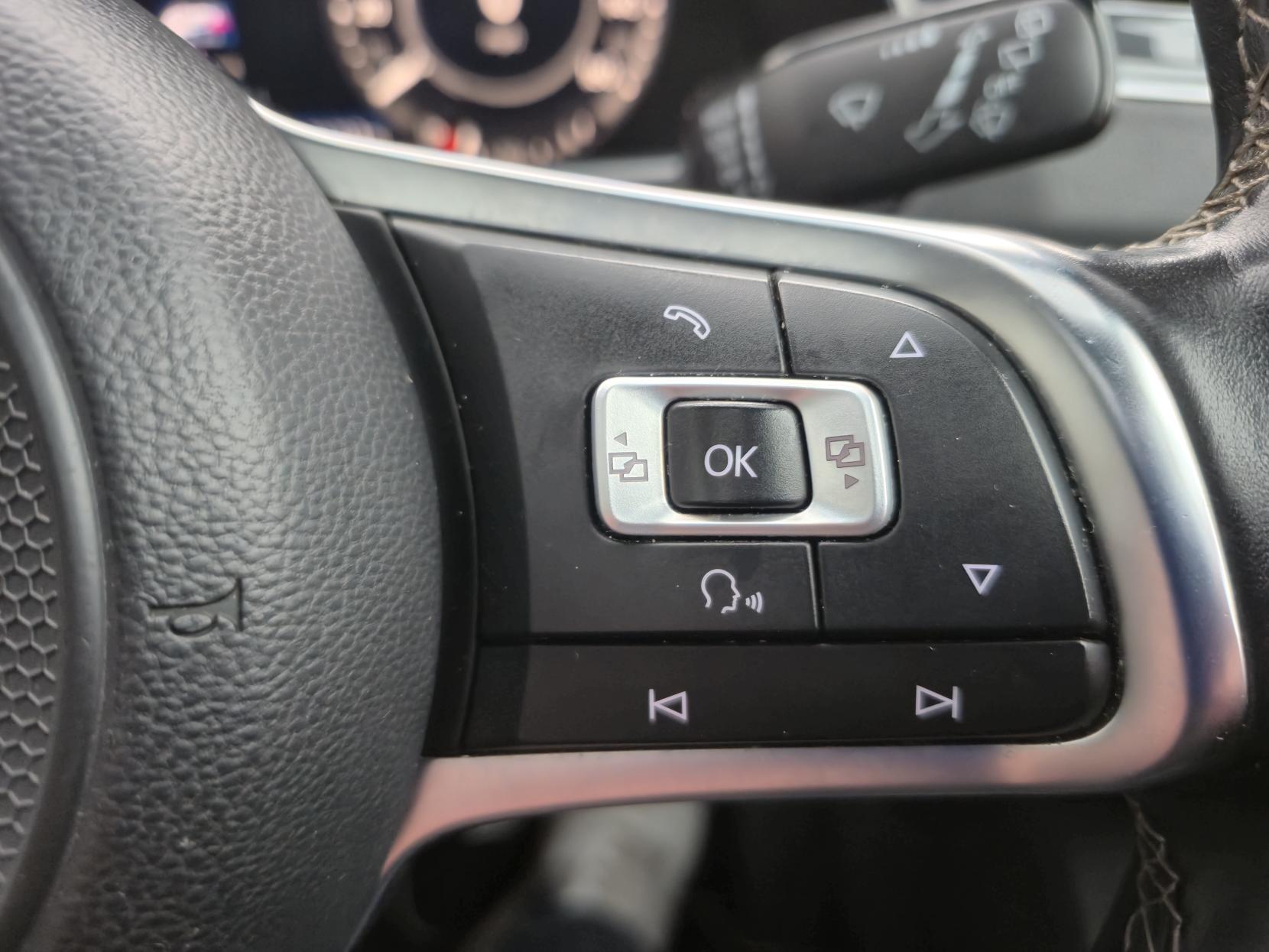 Volkswagen Tiguan 2.0 TDI R-Line SUV 5dr Diesel Manual Euro 6 (s/s) (150 ps)