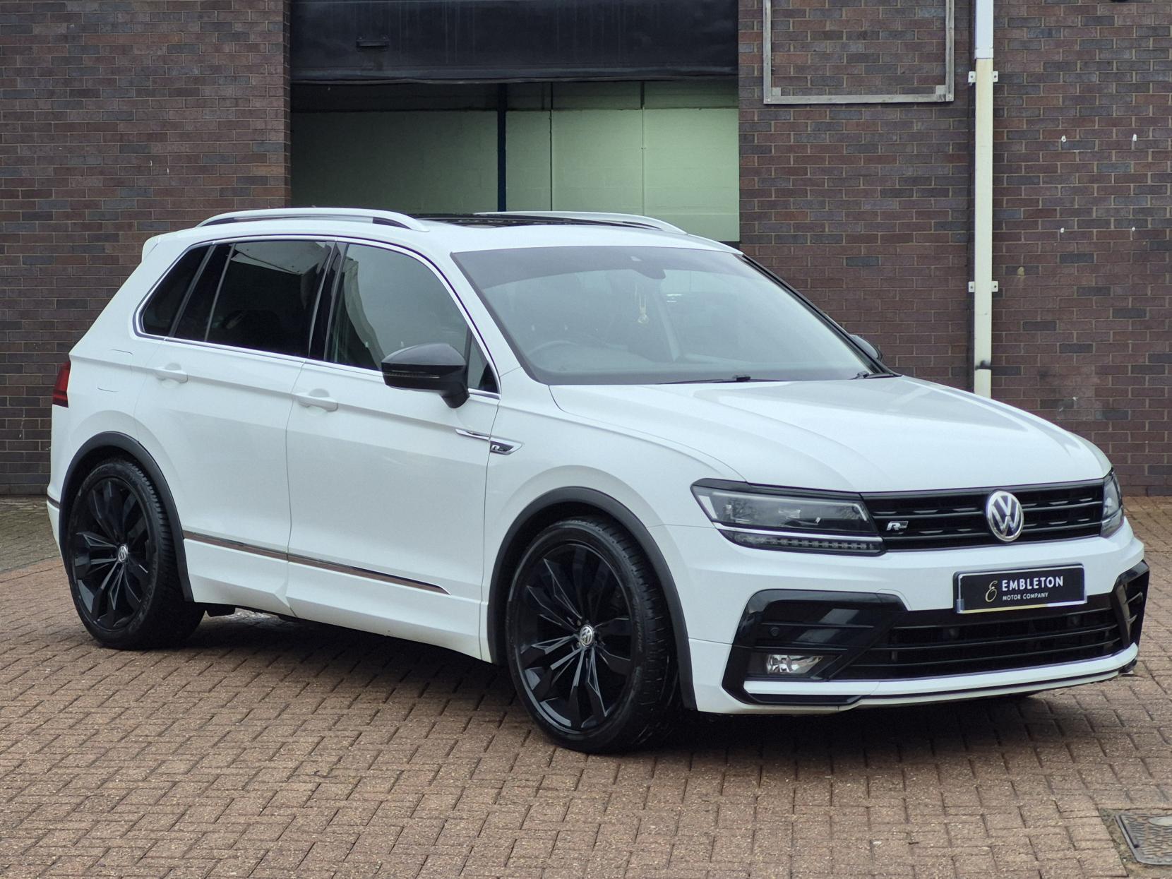 Volkswagen Tiguan 2.0 TDI R-Line SUV 5dr Diesel Manual Euro 6 (s/s) (150 ps)