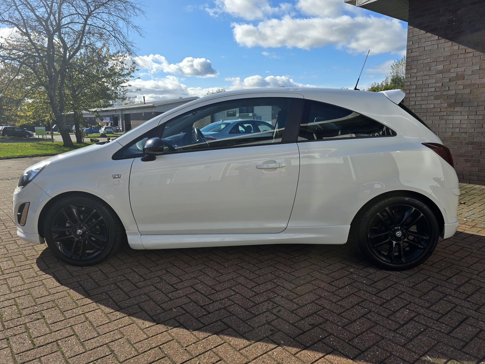 Vauxhall Corsa 1.2 16V Limited Edition Hatchback 3dr Petrol Manual Euro 5 (85 ps)