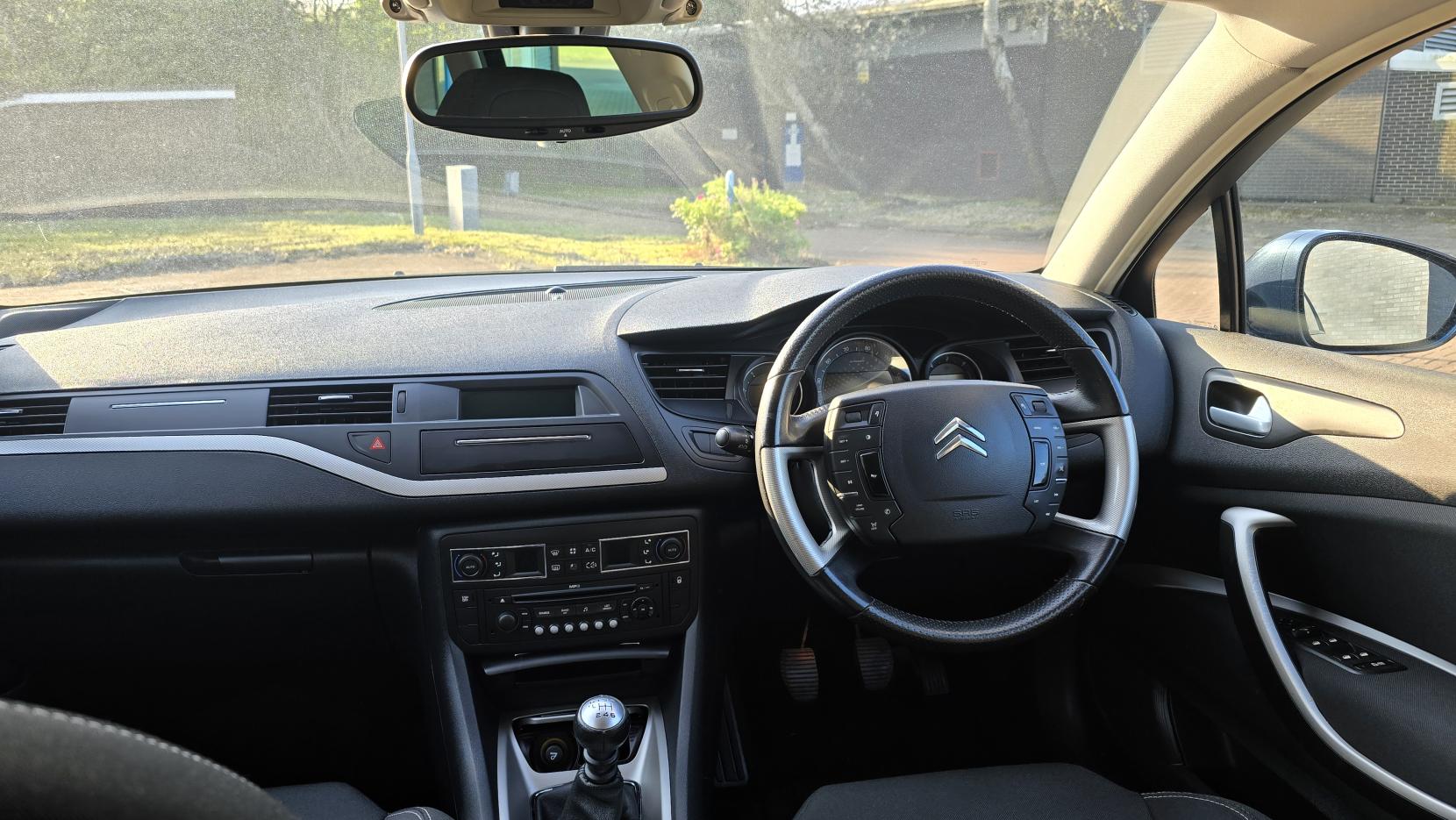 Citroen C5 2.2 HDi VTR+ Estate 5dr Diesel Manual (175 g/km, 170 bhp)