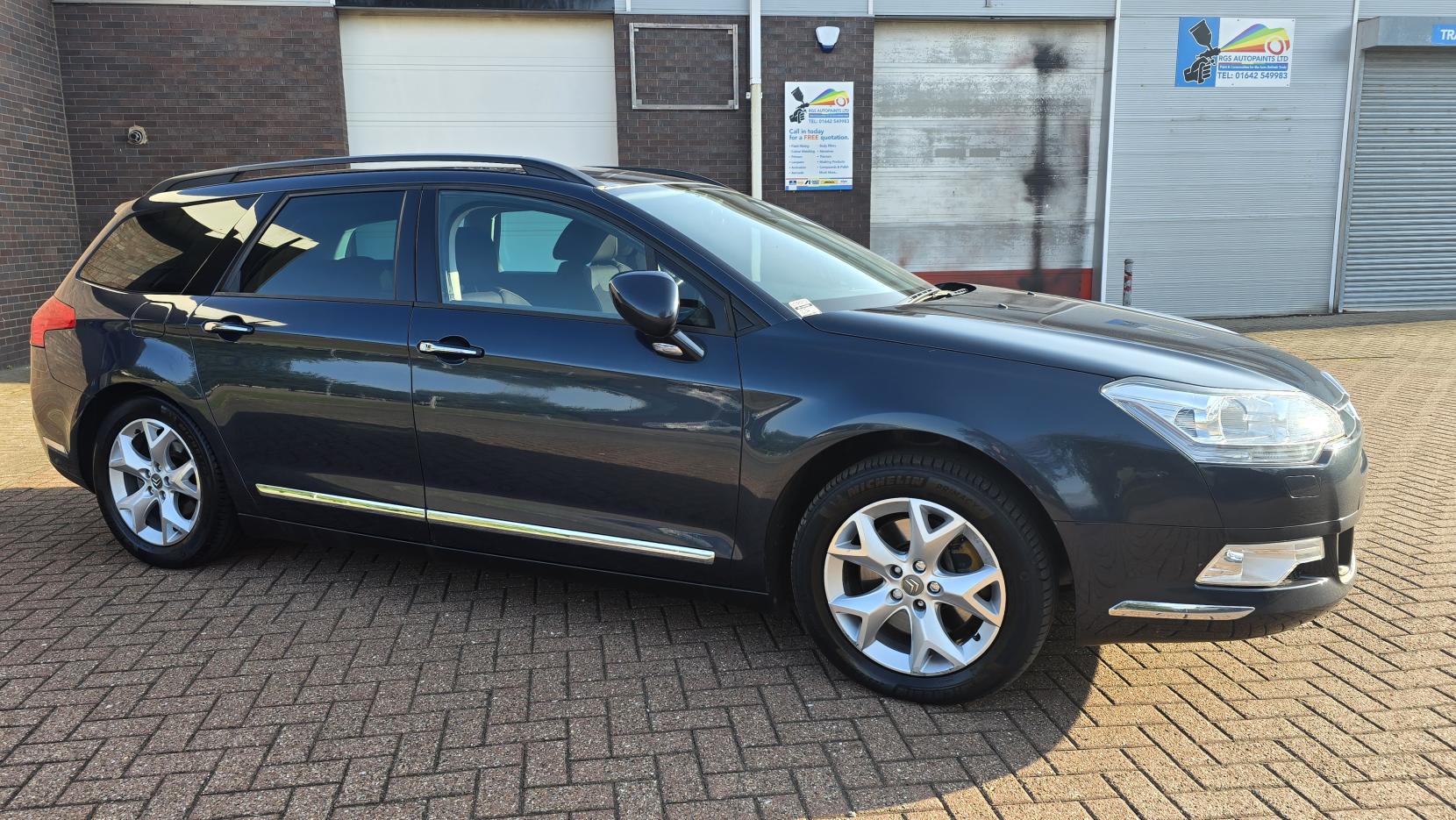 Citroen C5 2.2 HDi VTR+ Estate 5dr Diesel Manual (175 g/km, 170 bhp)