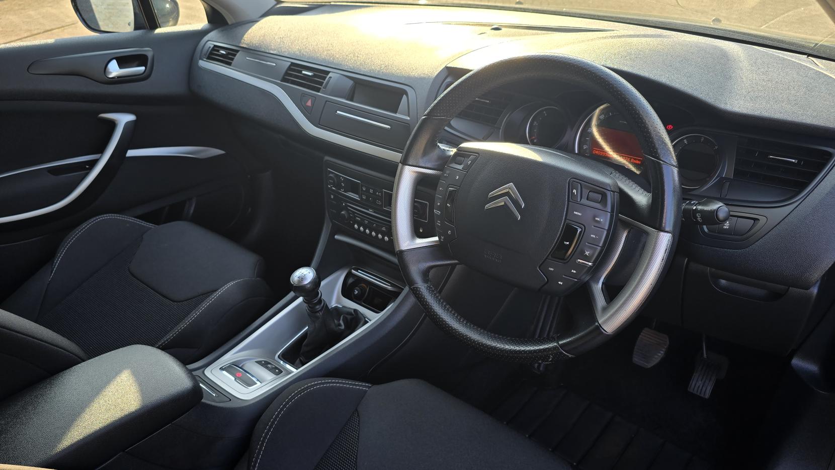 Citroen C5 2.2 HDi VTR+ Estate 5dr Diesel Manual (175 g/km, 170 bhp)