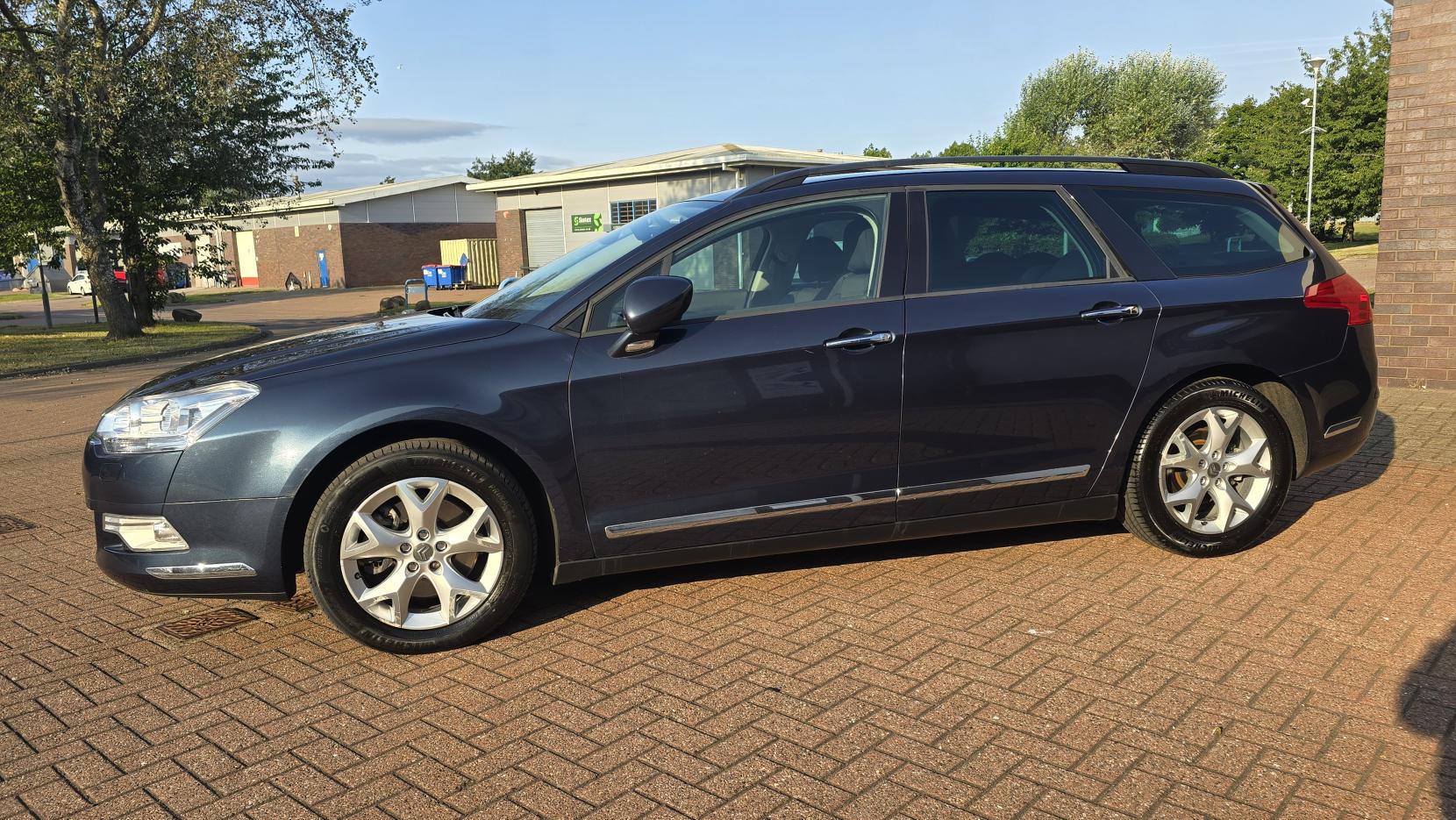 Citroen C5 2.2 HDi VTR+ Estate 5dr Diesel Manual (175 g/km, 170 bhp)