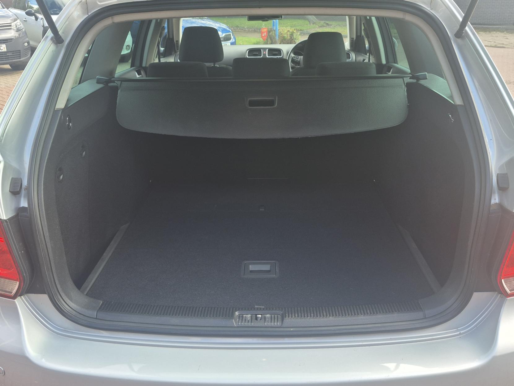 Volkswagen Golf 2.0 TDI Sportline Estate 5dr Diesel DSG Euro 5 (140 ps)