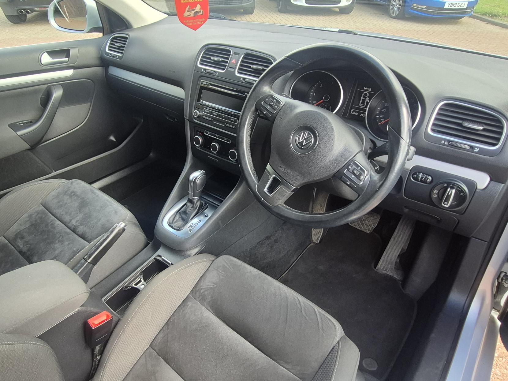 Volkswagen Golf 2.0 TDI Sportline Estate 5dr Diesel DSG Euro 5 (140 ps)