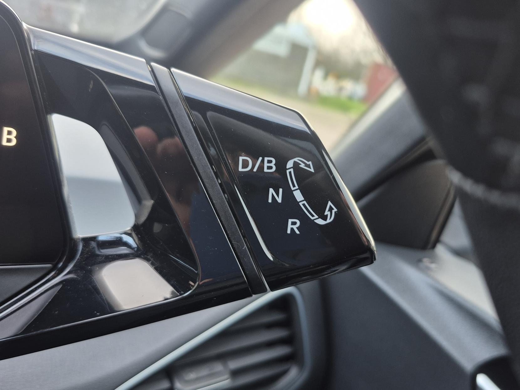 Volkswagen ID.3 Pro Performance 58kWh Family Hatchback 5dr Electric Auto (204 ps)