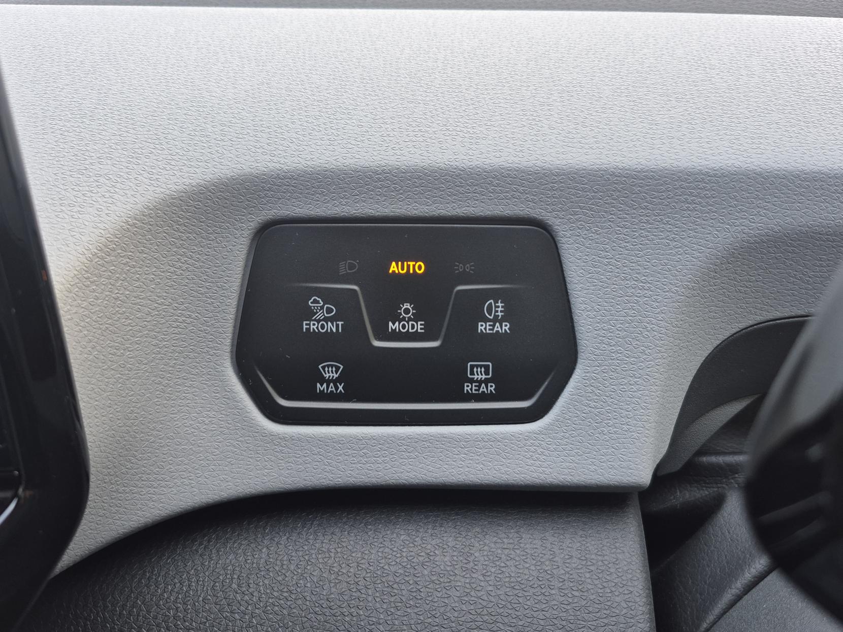 Volkswagen ID.3 Pro Performance 58kWh Family Hatchback 5dr Electric Auto (204 ps)