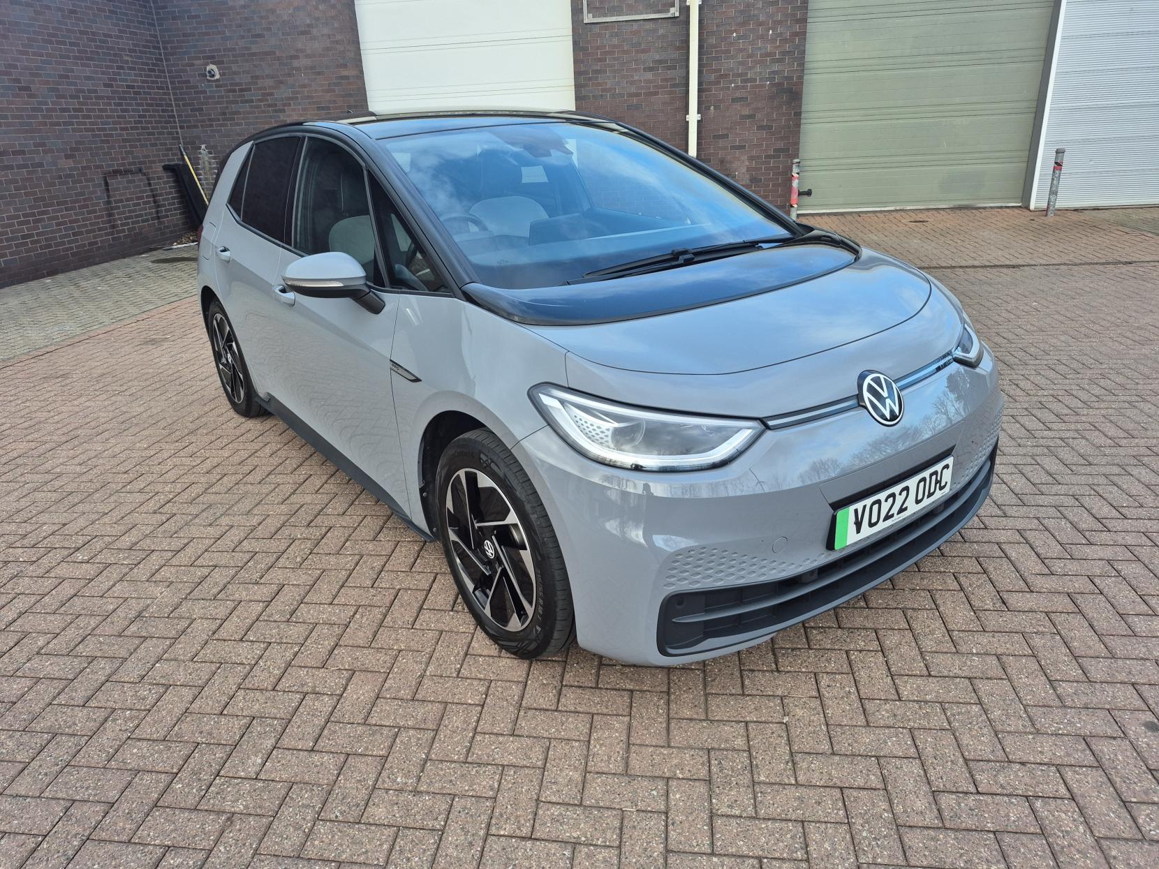 Volkswagen ID.3 Pro Performance 58kWh Family Hatchback 5dr Electric Auto (204 ps)