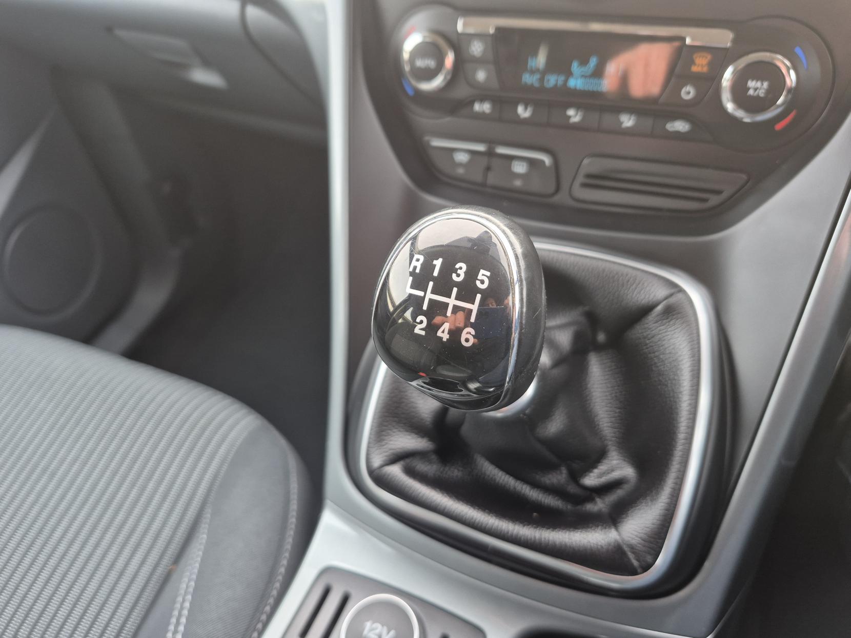 Ford C-Max 1.6 TDCi Titanium MPV 5dr Diesel Manual Euro 5 (115 ps)