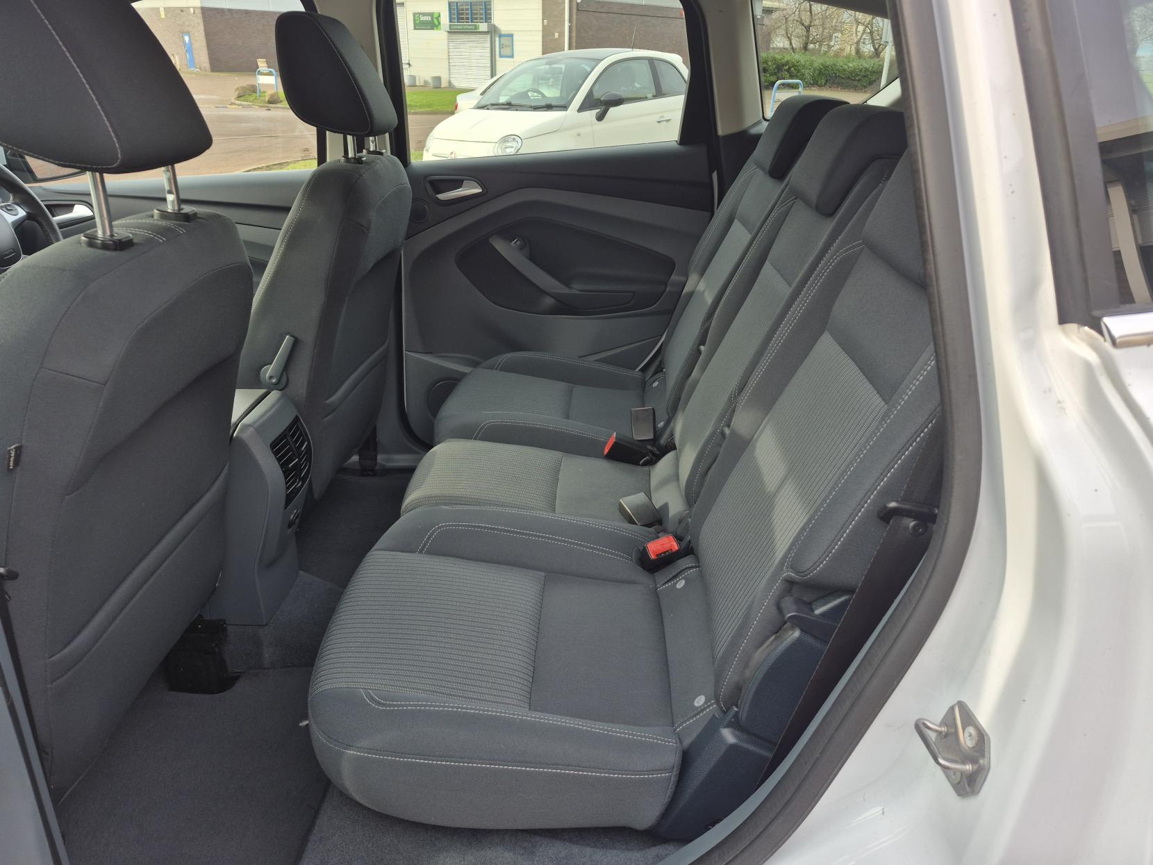 Ford C-Max 1.6 TDCi Titanium MPV 5dr Diesel Manual Euro 5 (115 ps)