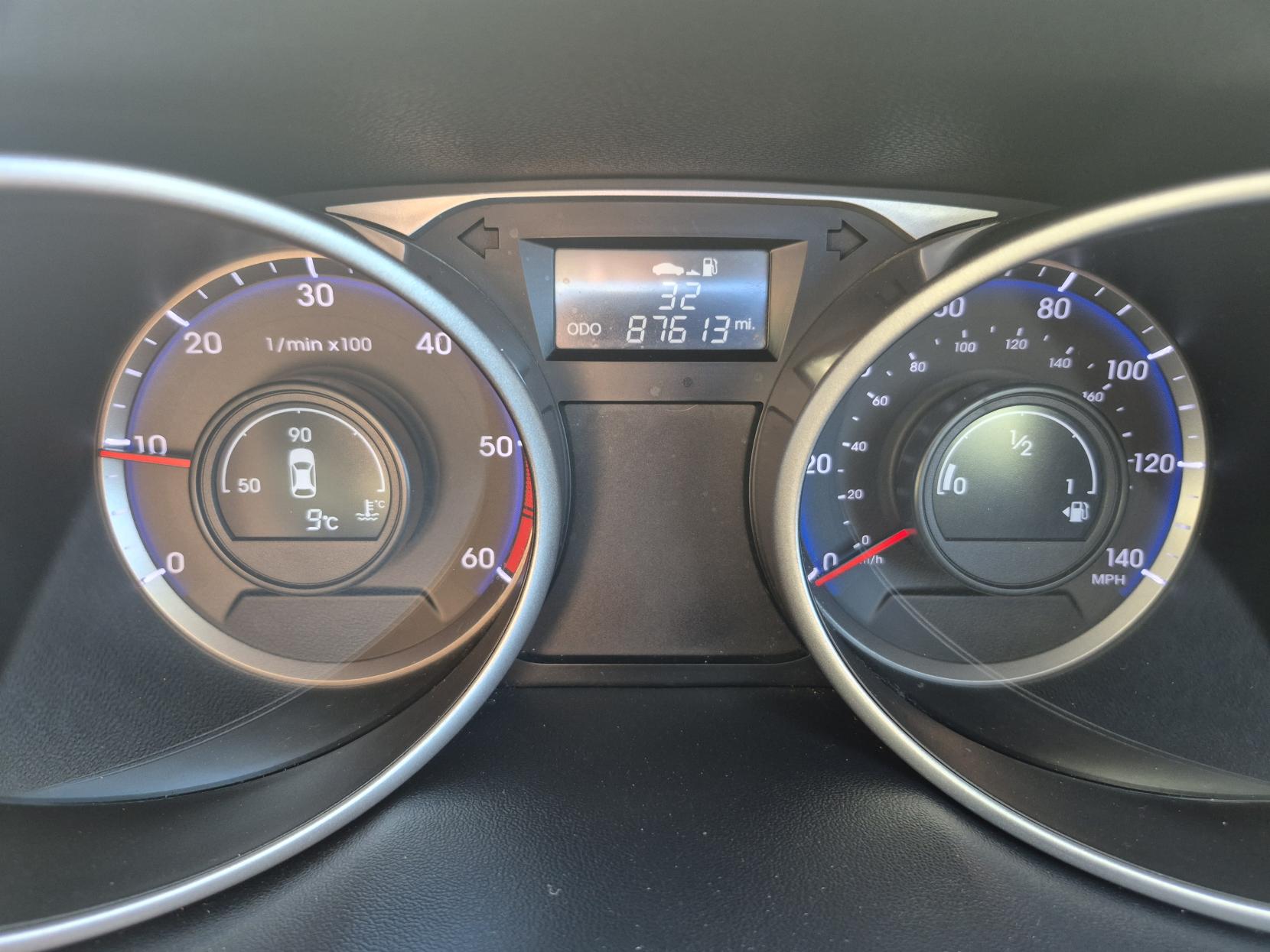 Hyundai ix35 1.7 CRDi SE SUV 5dr Diesel Manual Euro 5 (s/s) (Nav) (115 ps)