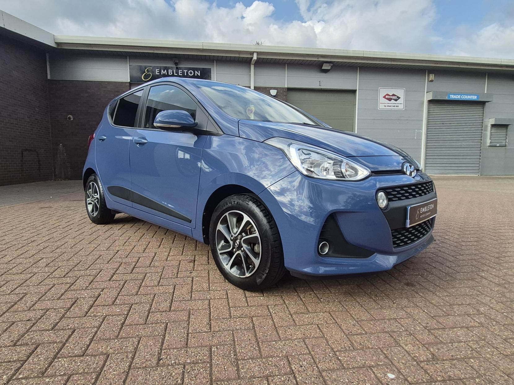 Hyundai i10 1.0 Premium Hatchback 5dr Petrol Manual Euro 6 (66 ps)
