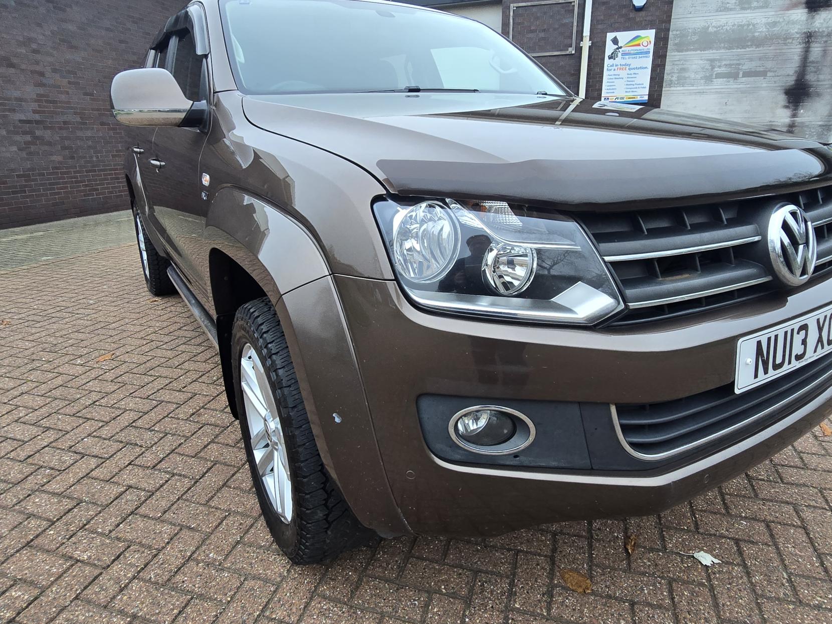 Volkswagen Amarok 2.0 BiTDI BlueMotion Tech Highline Pickup Double Cab 4dr Diesel Auto 4Motion Euro 5 (s/s) (180 ps)