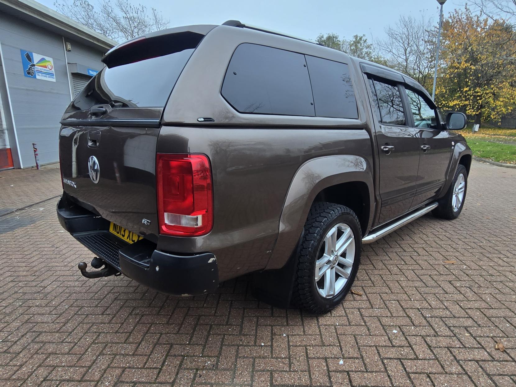 Volkswagen Amarok 2.0 BiTDI BlueMotion Tech Highline Pickup Double Cab 4dr Diesel Auto 4Motion Euro 5 (s/s) (180 ps)