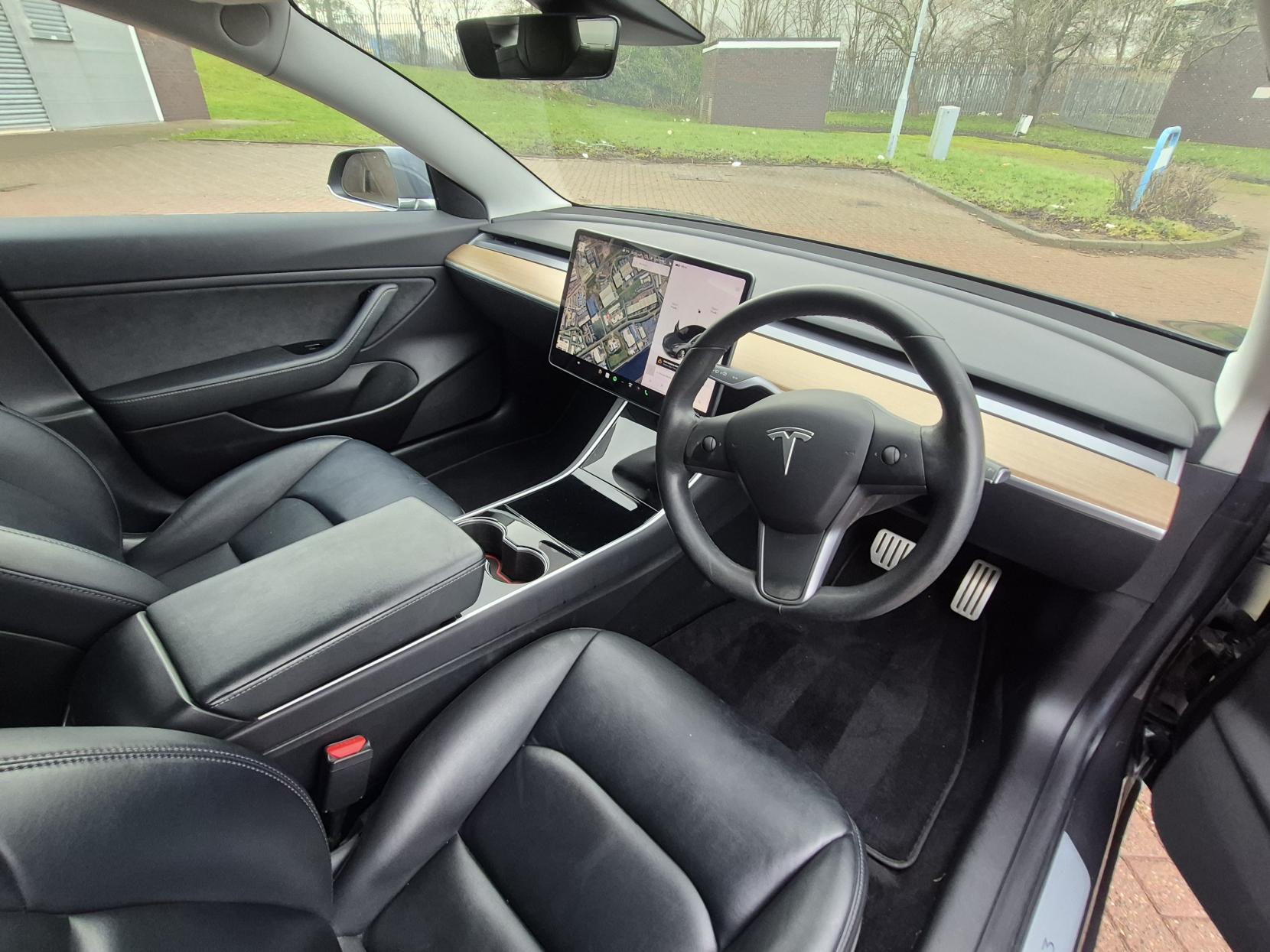 Tesla Model 3 (Dual Motor) Performance Saloon 4dr Electric Auto 4WDE (Performance Upgrade) (449 bhp)