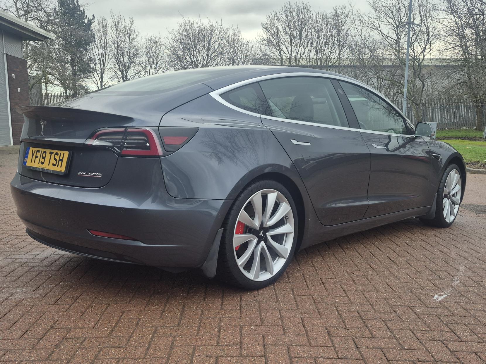Tesla Model 3 (Dual Motor) Performance Saloon 4dr Electric Auto 4WDE (Performance Upgrade) (449 bhp)