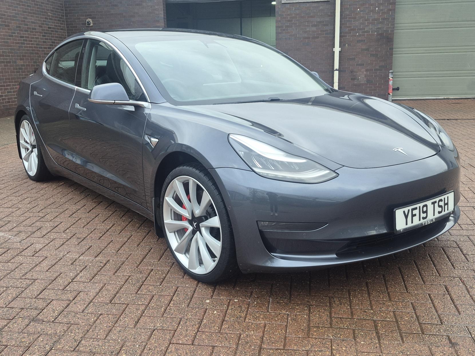 Tesla Model 3 (Dual Motor) Performance Saloon 4dr Electric Auto 4WDE (Performance Upgrade) (449 bhp)