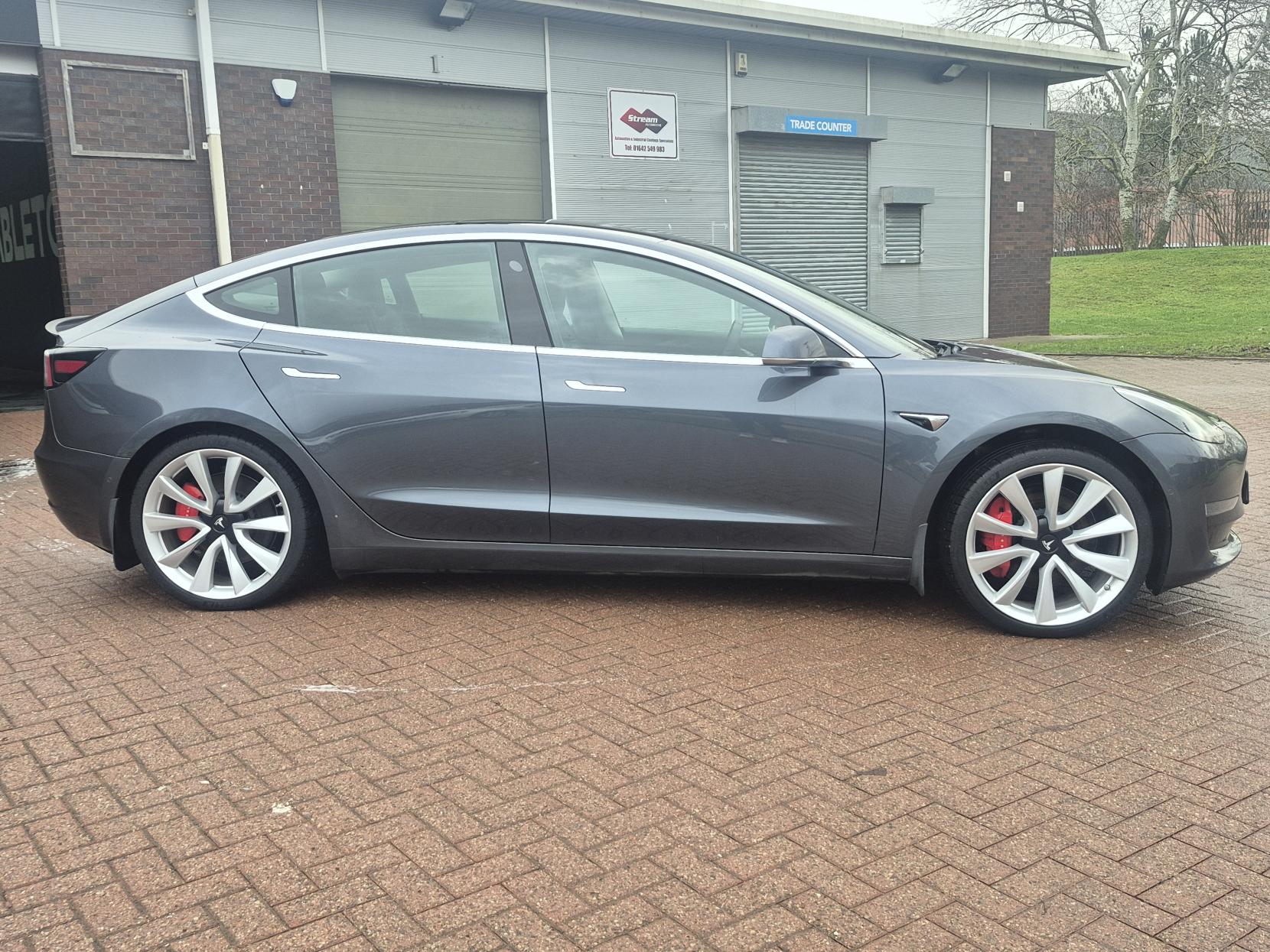Tesla Model 3 (Dual Motor) Performance Saloon 4dr Electric Auto 4WDE (Performance Upgrade) (449 bhp)