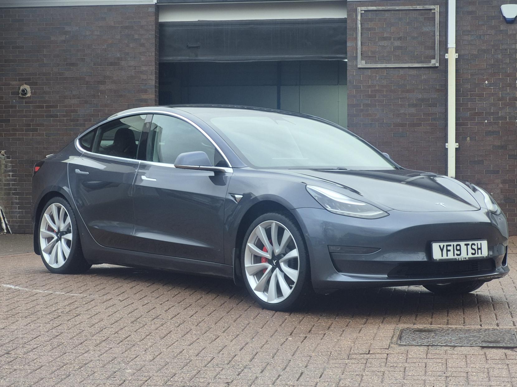 Tesla Model 3 (Dual Motor) Performance Saloon 4dr Electric Auto 4WDE (Performance Upgrade) (449 bhp)
