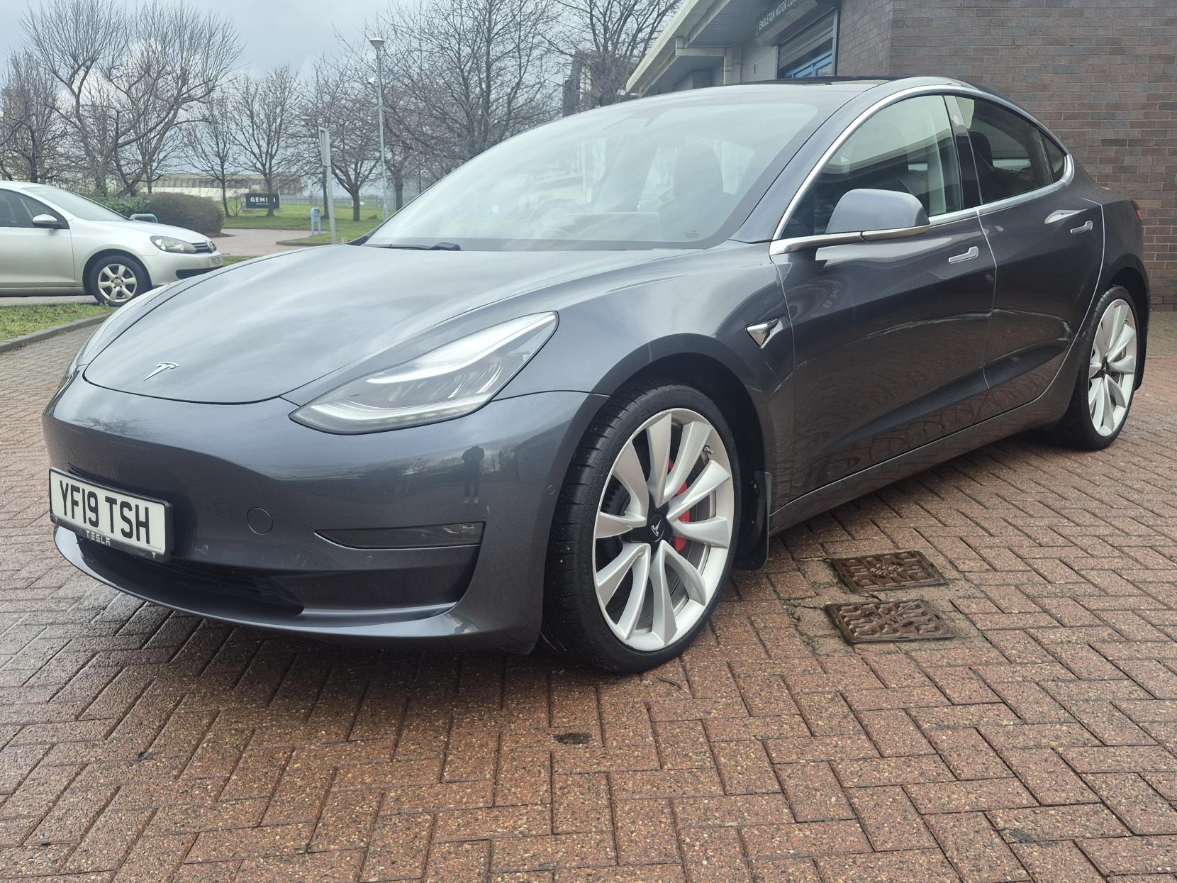 Tesla Model 3 (Dual Motor) Performance Saloon 4dr Electric Auto 4WDE (Performance Upgrade) (449 bhp)
