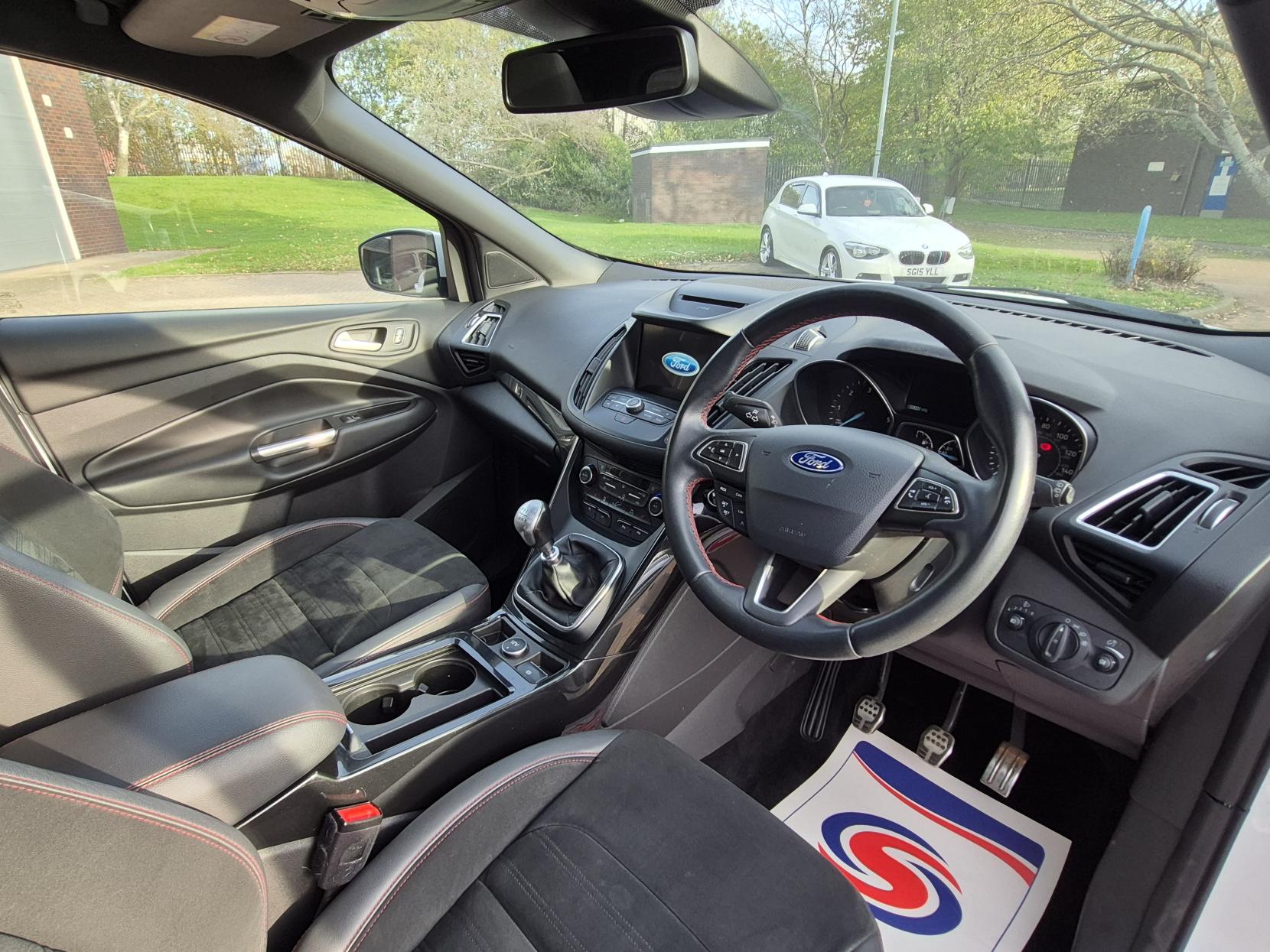 Ford Kuga 1.5 TDCi ST-Line X SUV 5dr Diesel Manual Euro 6 (s/s) (120 ps)