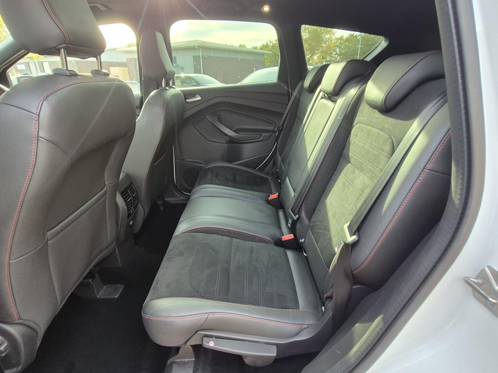 Ford Kuga 1.5 TDCi ST-Line X SUV 5dr Diesel Manual Euro 6 (s/s) (120 ps)