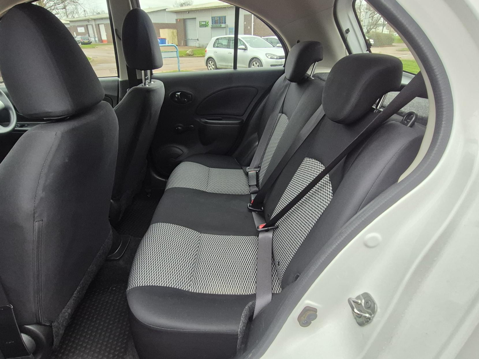 Nissan Micra 1.2 Vibe Hatchback 5dr Petrol Manual Euro 6 (80 ps)