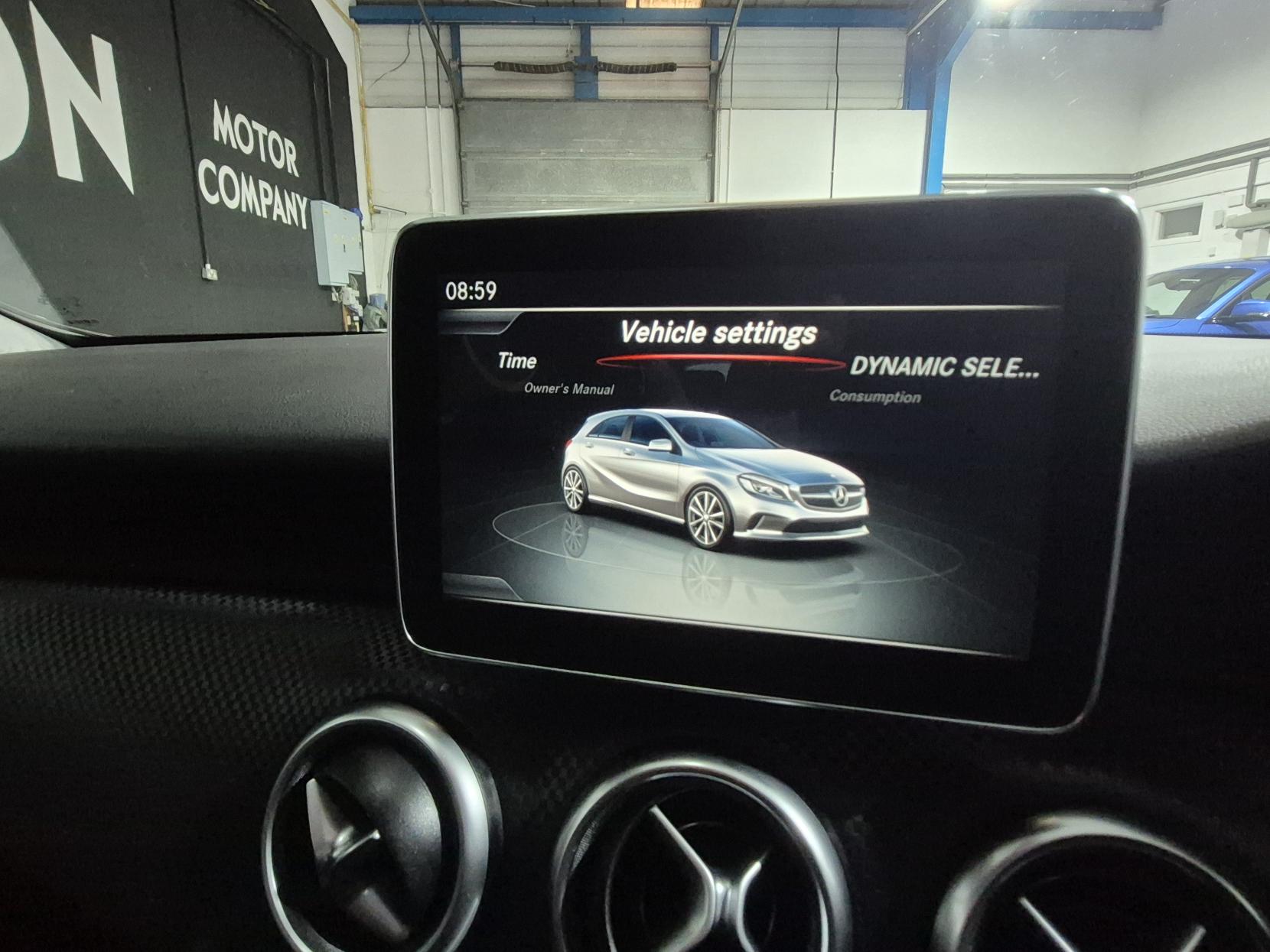 Mercedes-Benz A Class 2.1 A200d Sport Hatchback 5dr Diesel Manual Euro 6 (s/s) (136 ps)